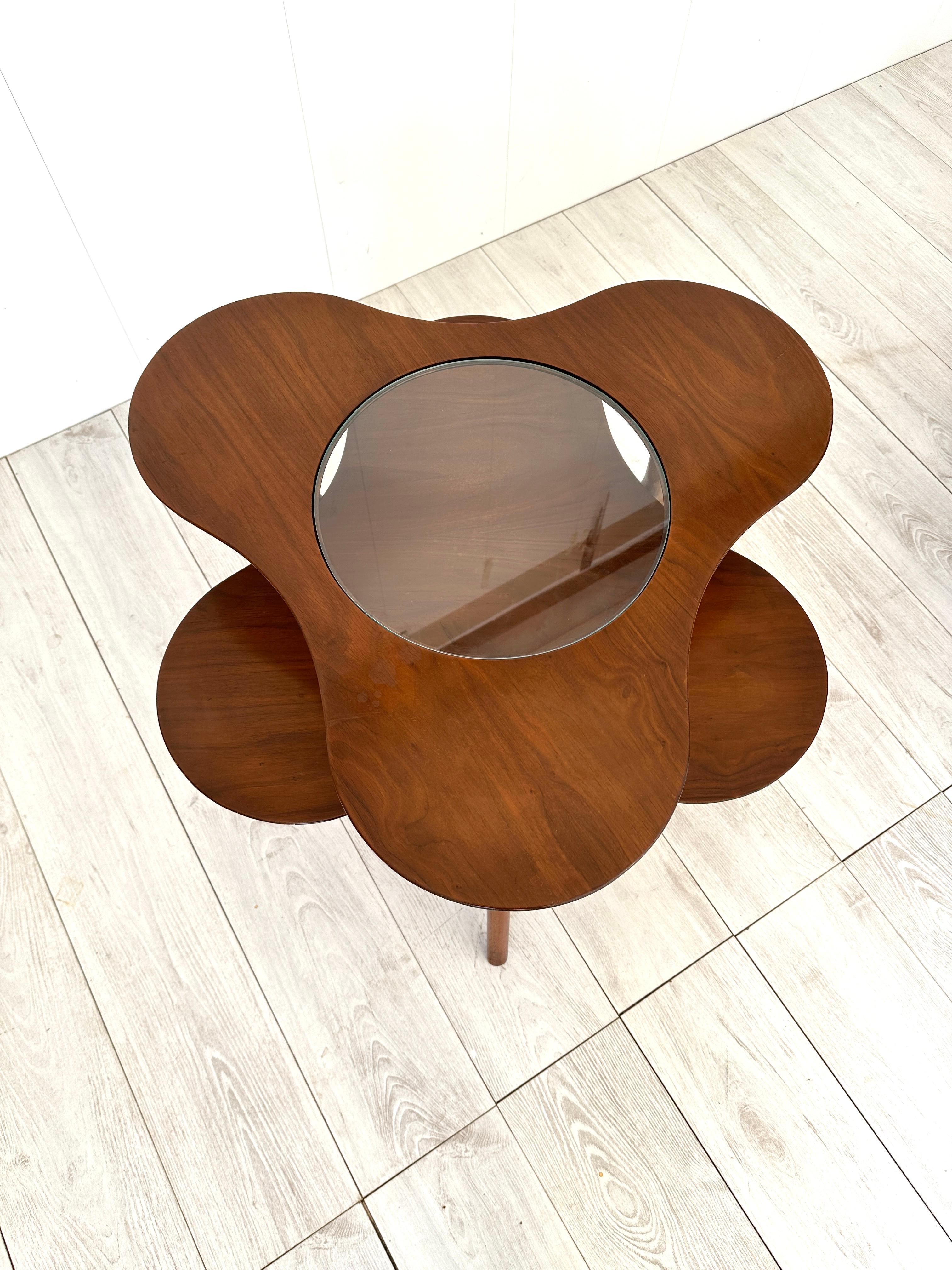 Pair of flower-shaped side tables, Italian production 1950s For Sale 5