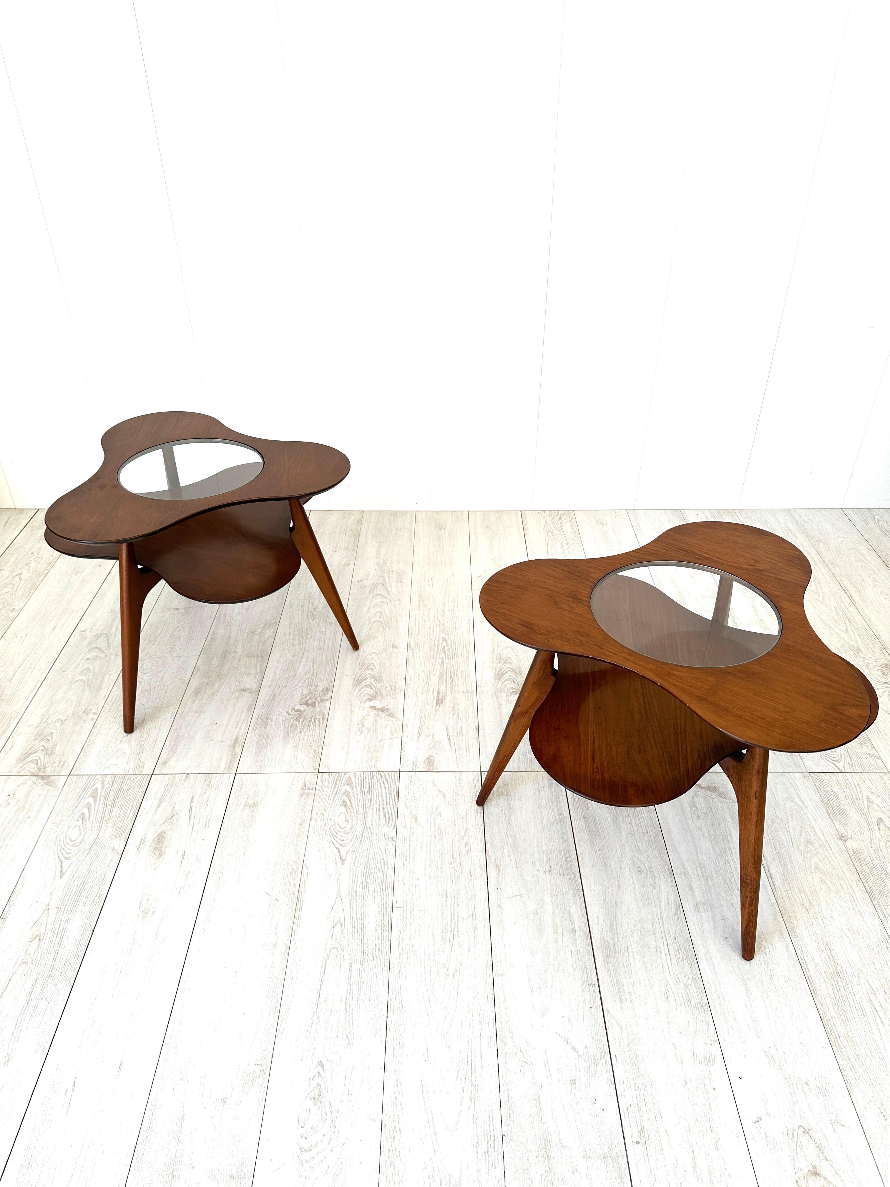 Pair of flower-shaped side tables, Italian production 1950s For Sale 1