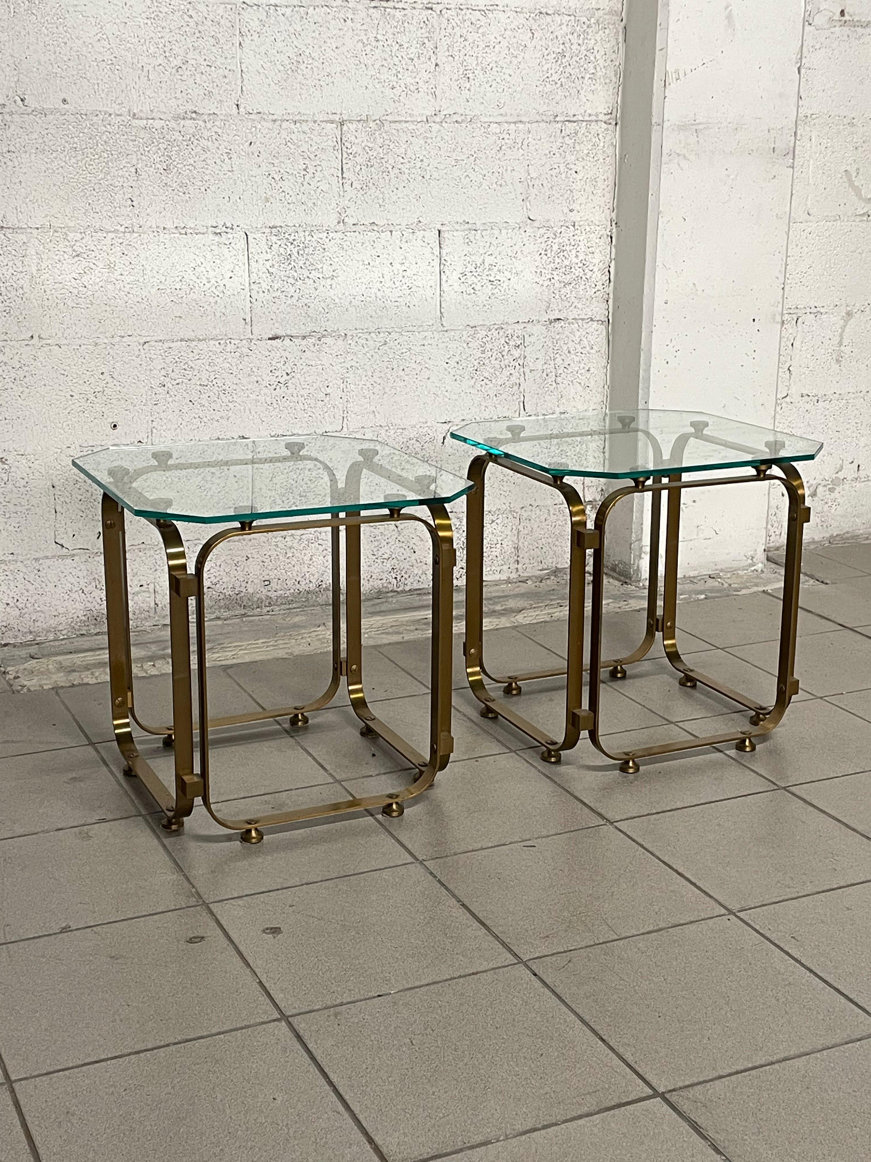 Modern Pair of 1970s brass side tables For Sale