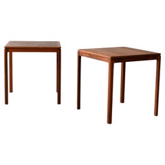 Paire de tables basses en noyer modèle 'Florida' par Folke Ohlsson 1950s