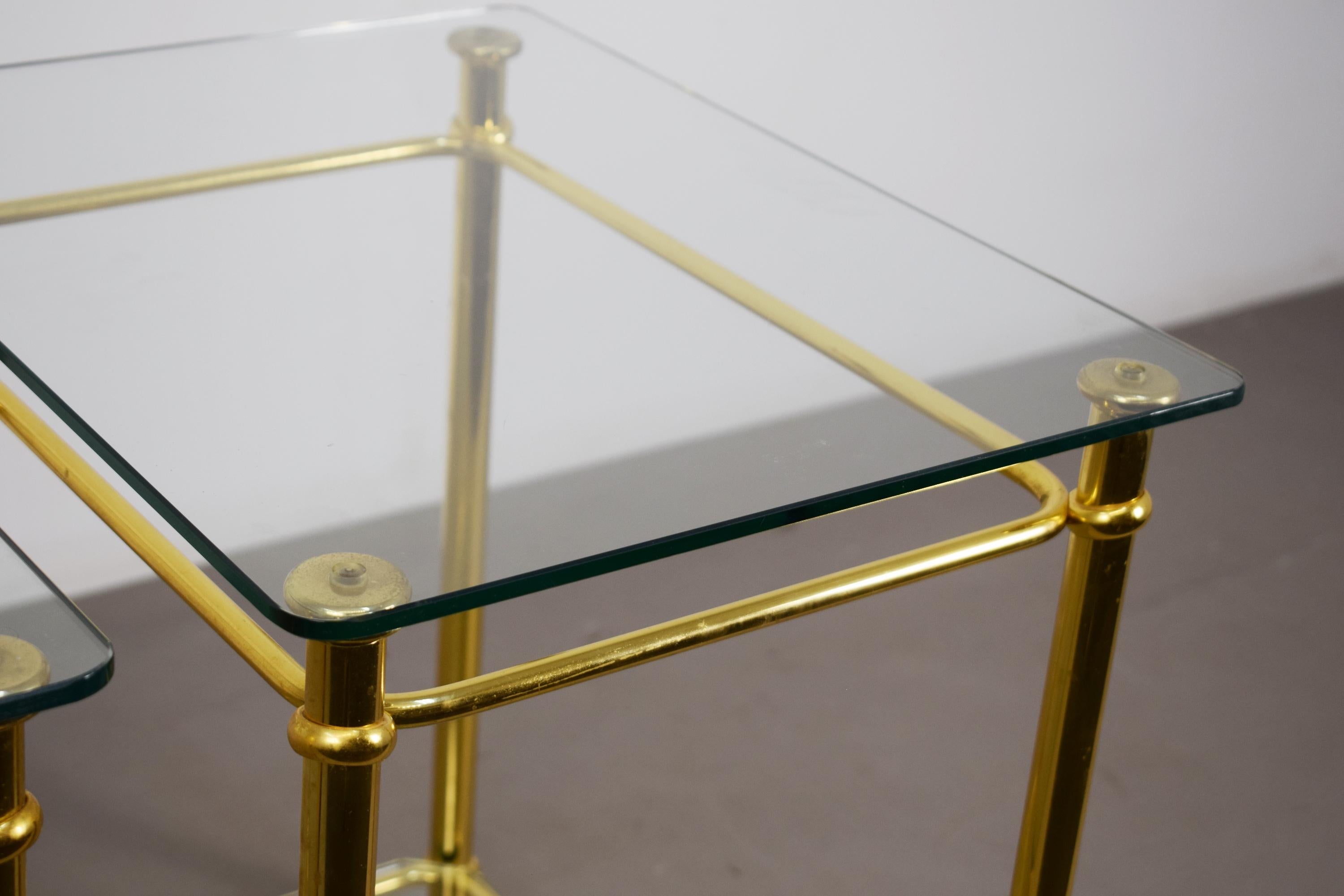 Paire de tables basses en laiton, Italie, années 1970. 5