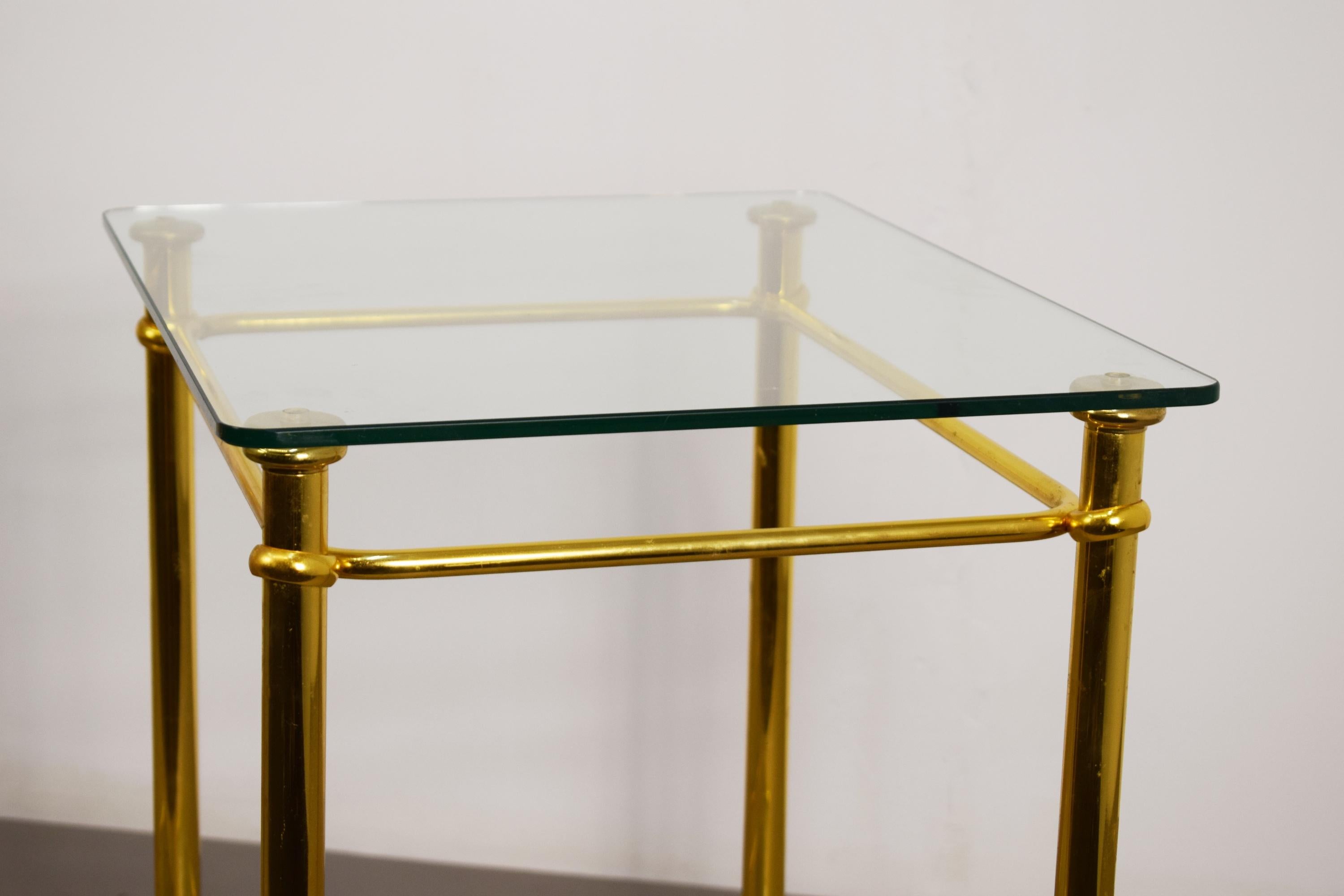 Italian Paire de tables basses en laiton, Italie, années 1970.