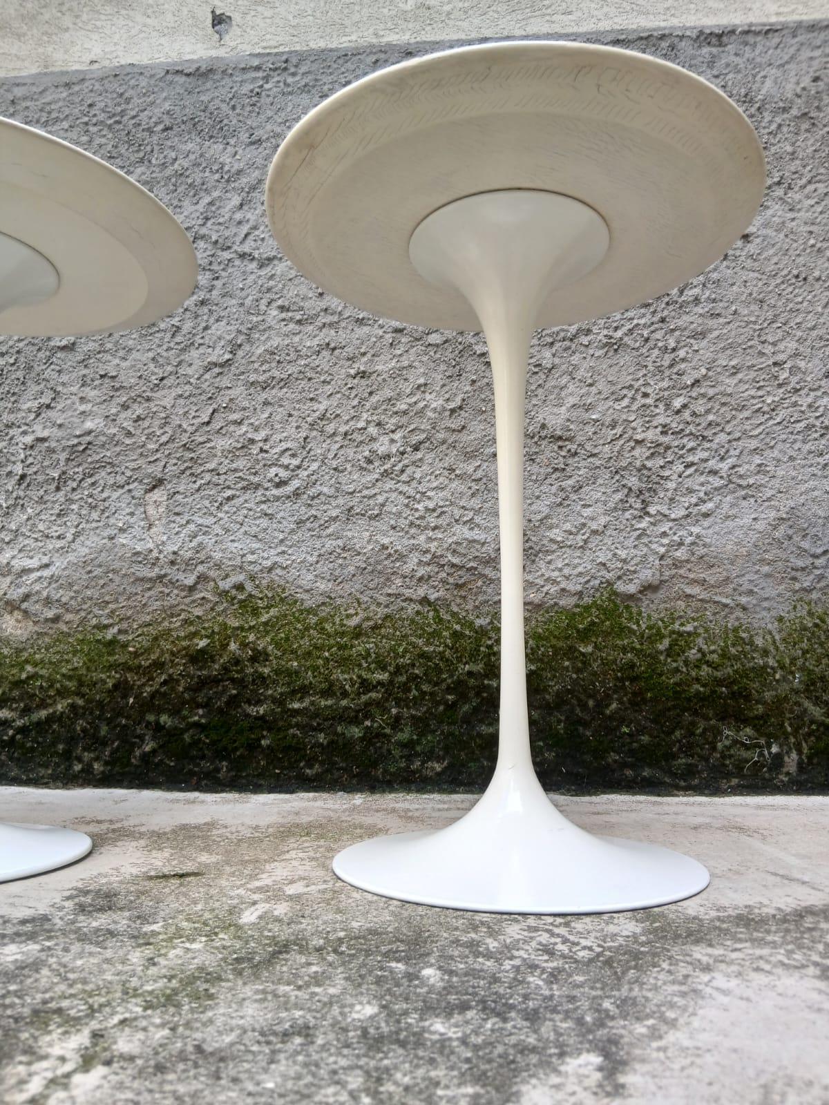 Coppia di Tavolini “Tulip” di Eero Saarinen per Knoll - USA - Anni ’60 in vendita 3