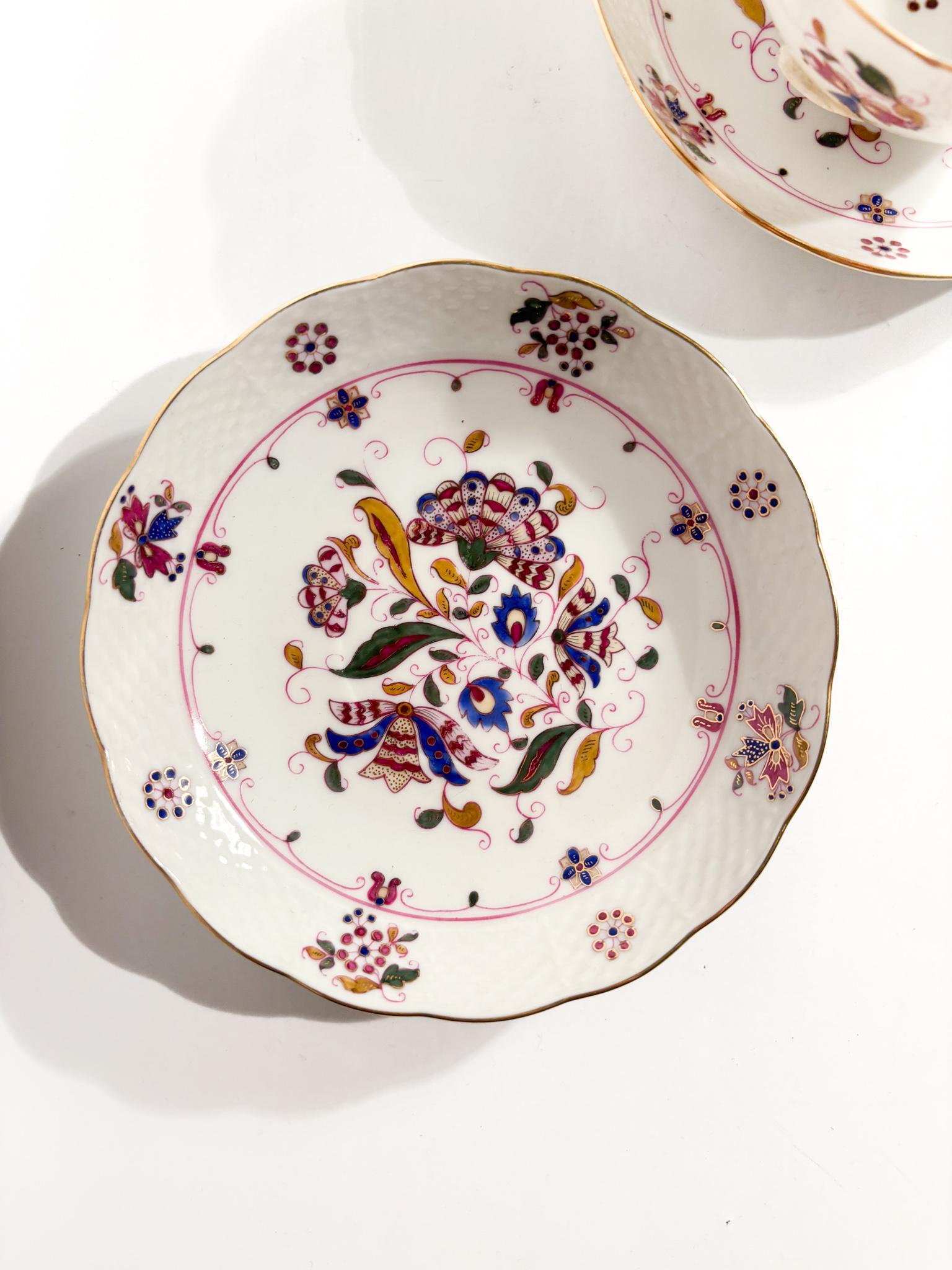 Pair of Porcelain Mugs by Herend Candida Tupini Napoli In Good Condition For Sale In Milano, MI