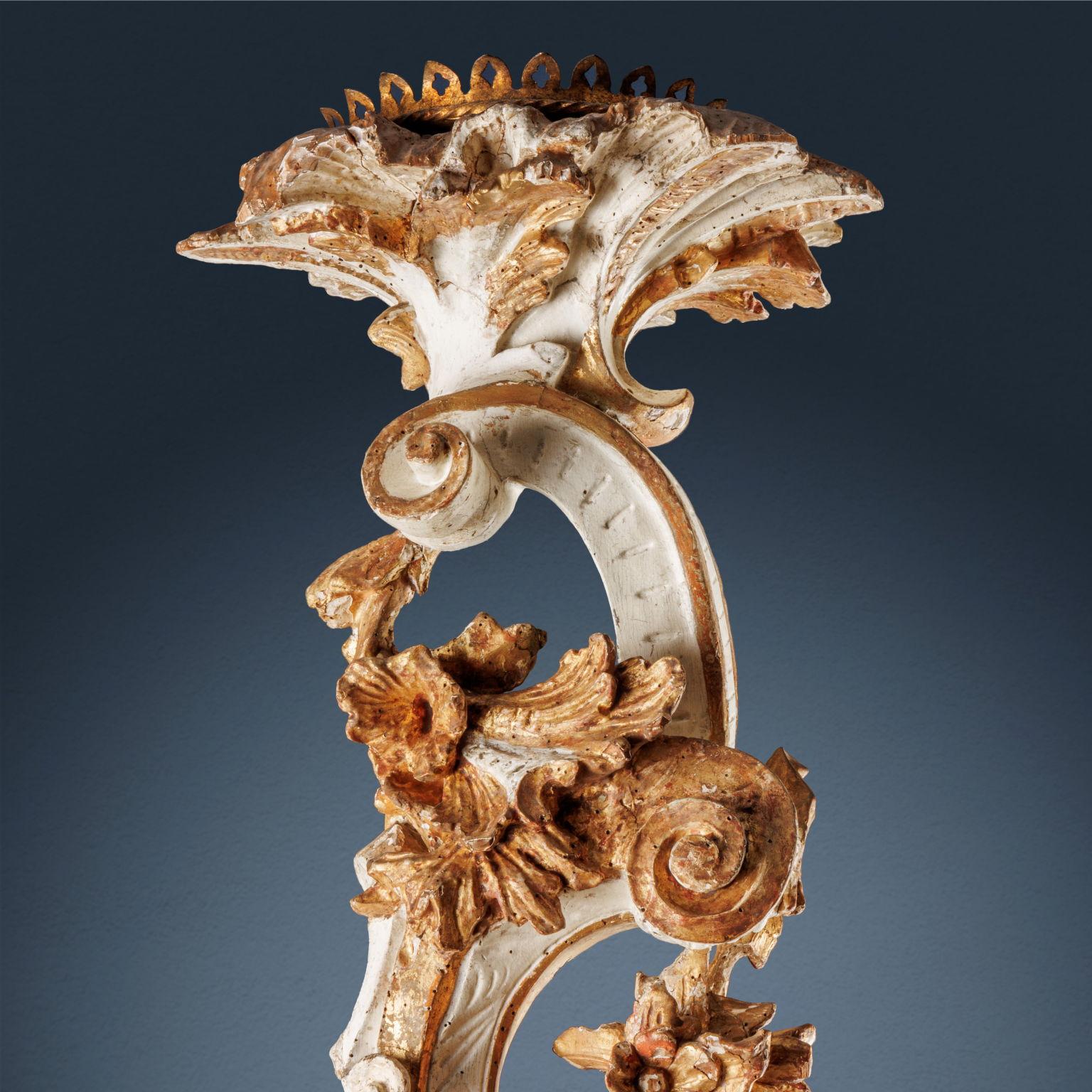 Mid-18th Century Pair of Torciere Milan, c. 1750. For Sale