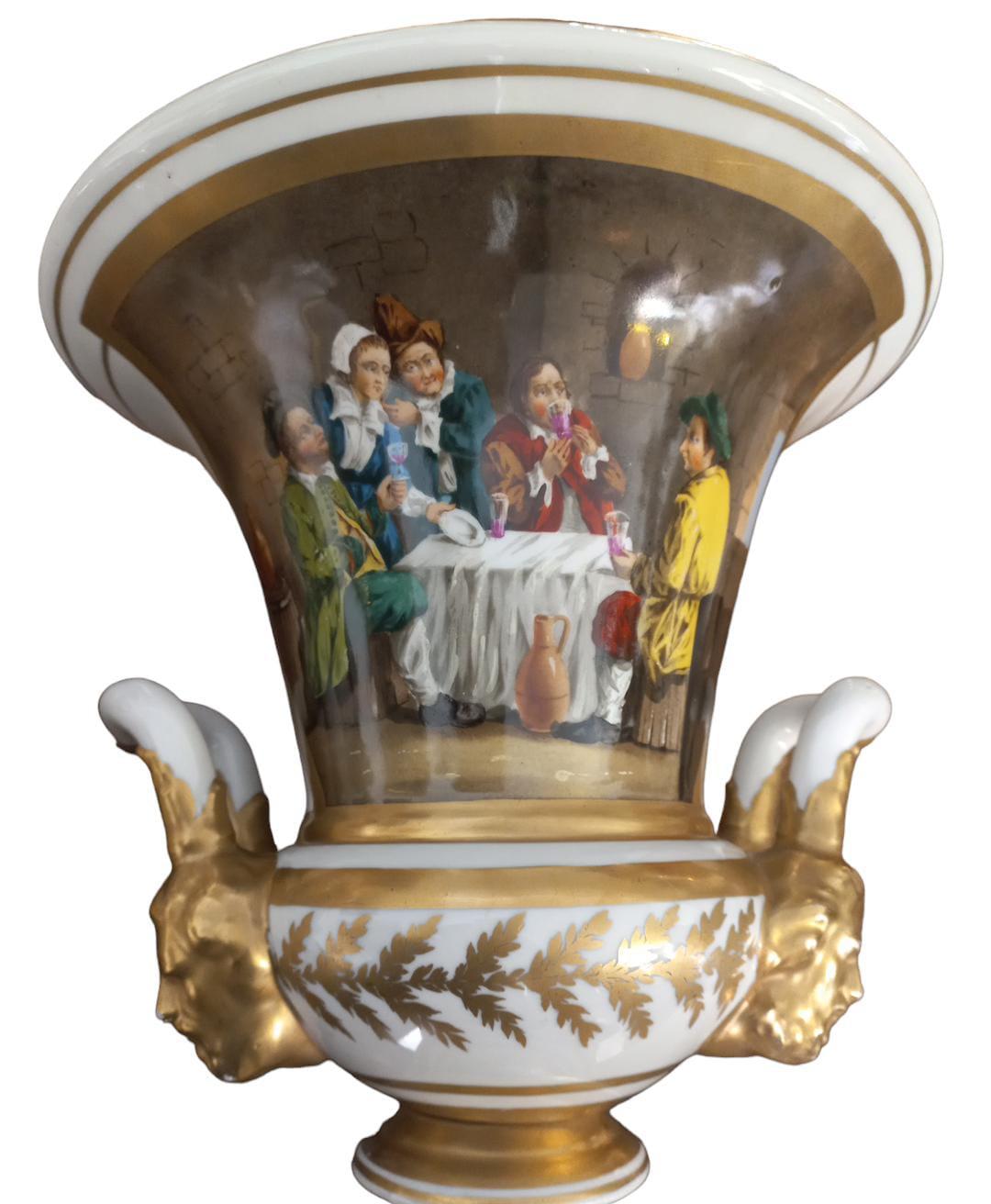French Paire de vases cratères en porcelaine de Paris en vente