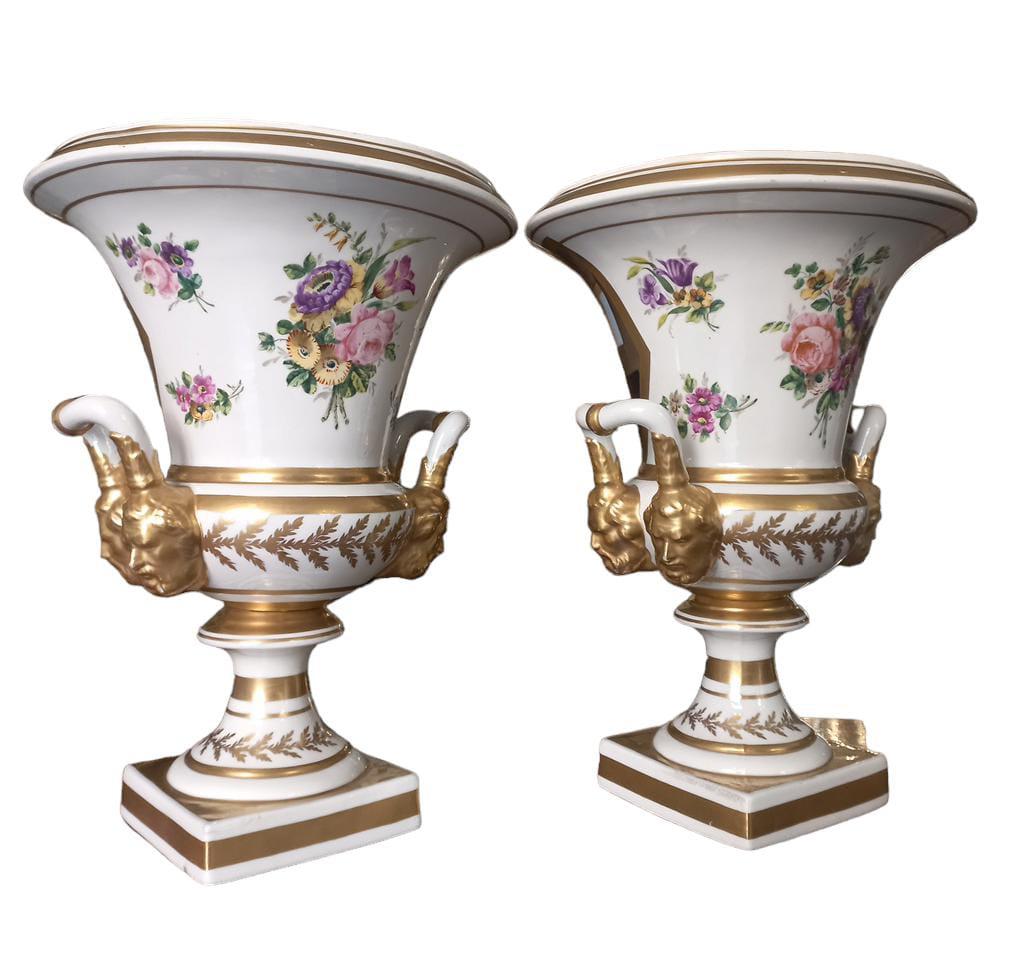Paire de vases cratères en porcelaine de Paris Bon état - En vente à Salò, IT
