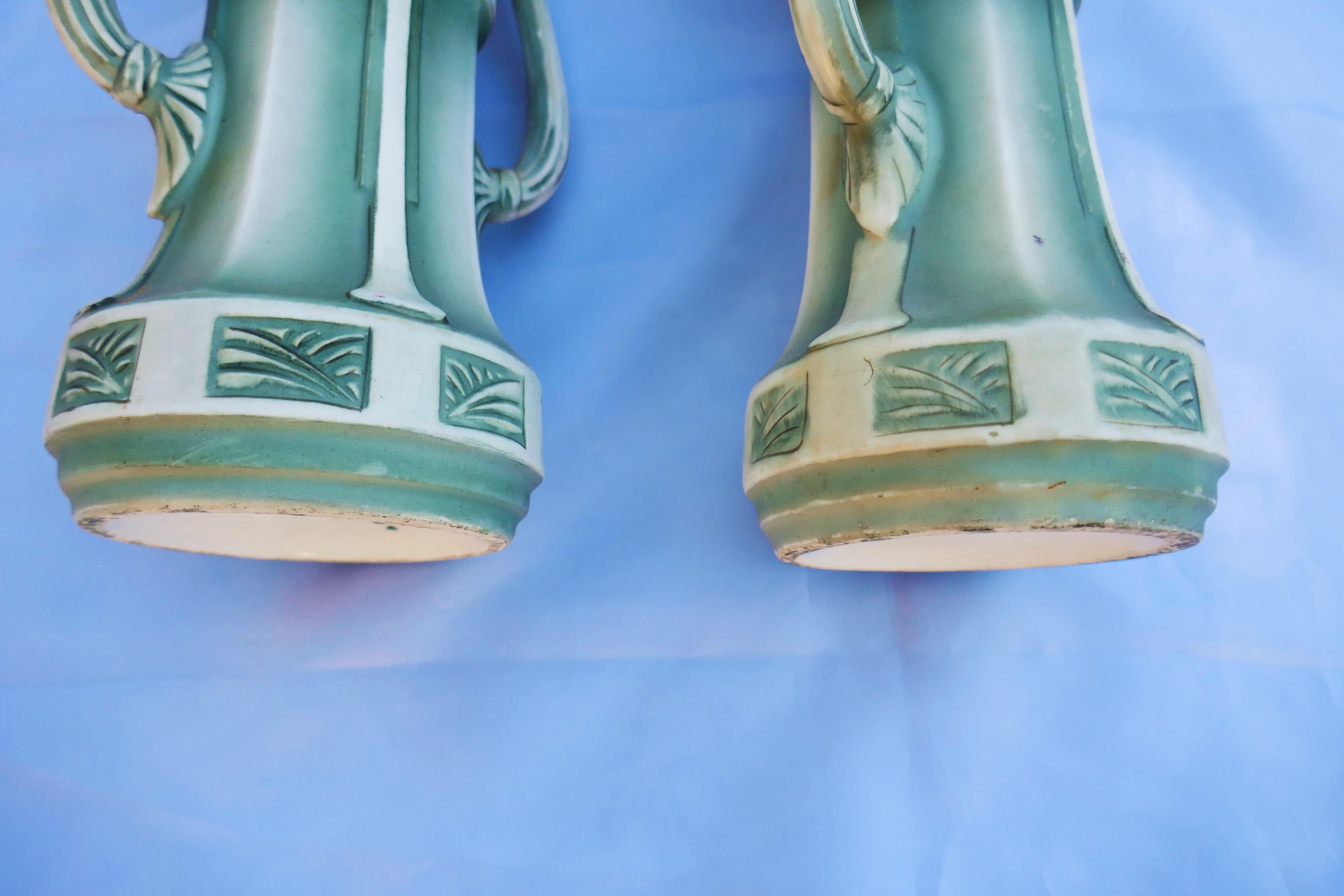 Austrian Pair of vases attributed to Robert Hanke for Royal Wettina For Sale