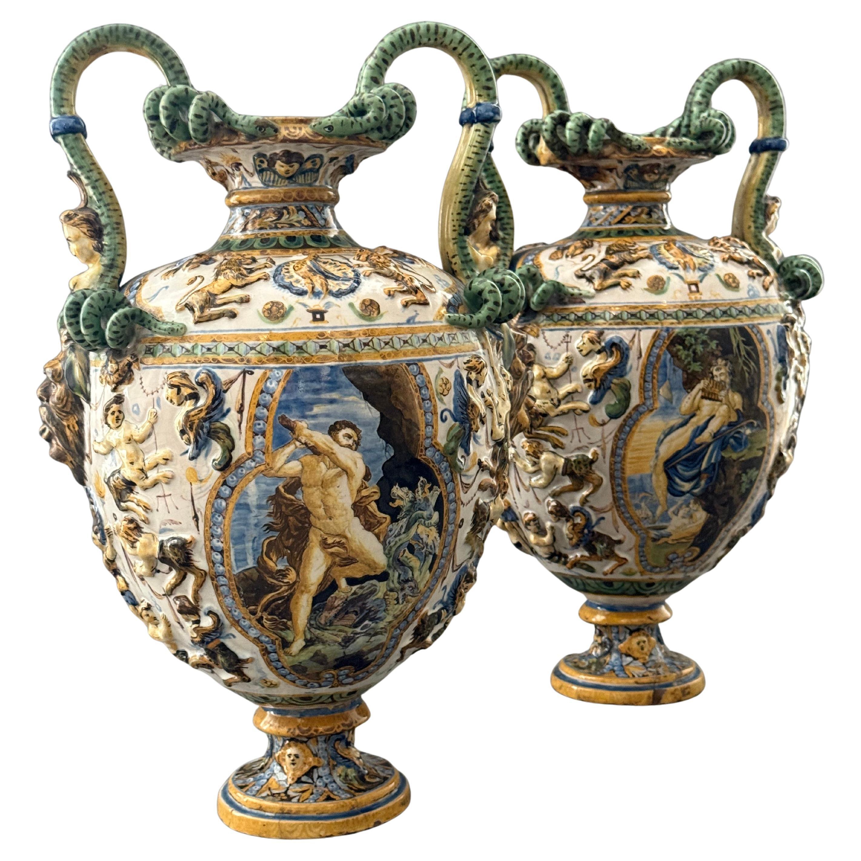 Coppia di vasi in maiolica - Napoli XIX secolo