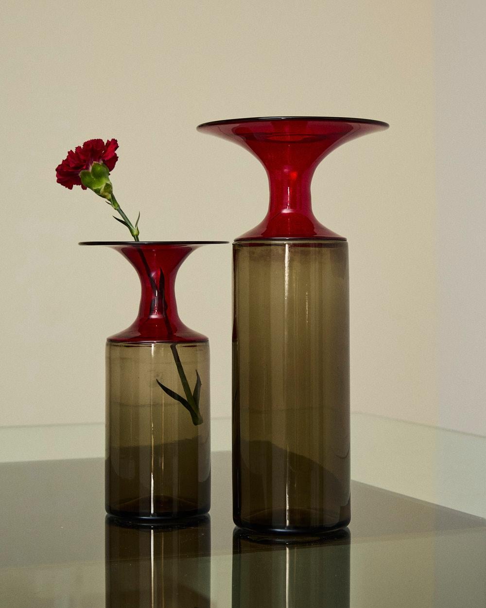 Paire de vases de la série Lapponi en verre de Murano, Tapio Wirkkala pour Venini. Bon état - En vente à Milano, Lombardia