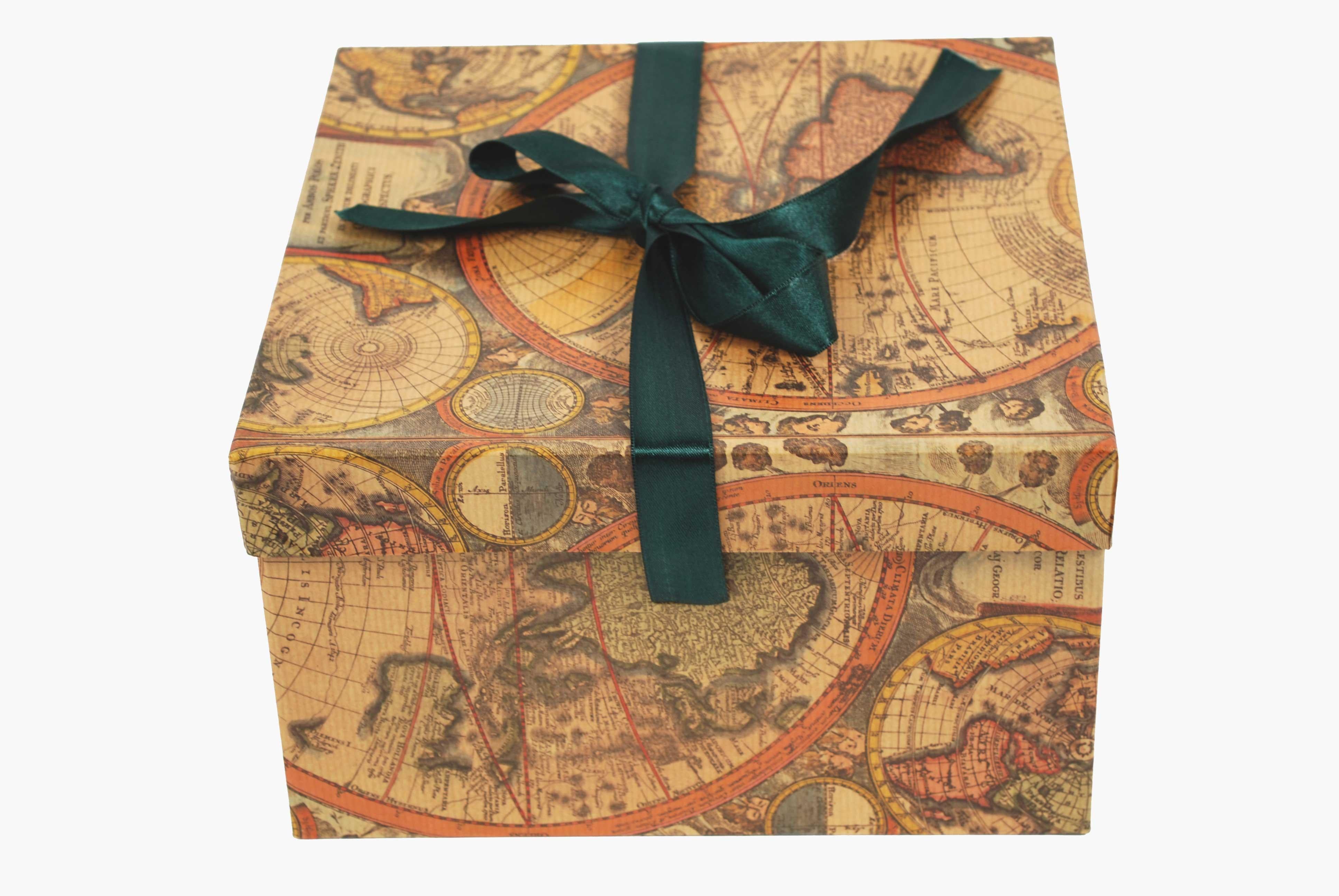 Paire de serre-livres base en bois de chêne avec globes terrestres et célestes Allemagne années 1950 en vente 15