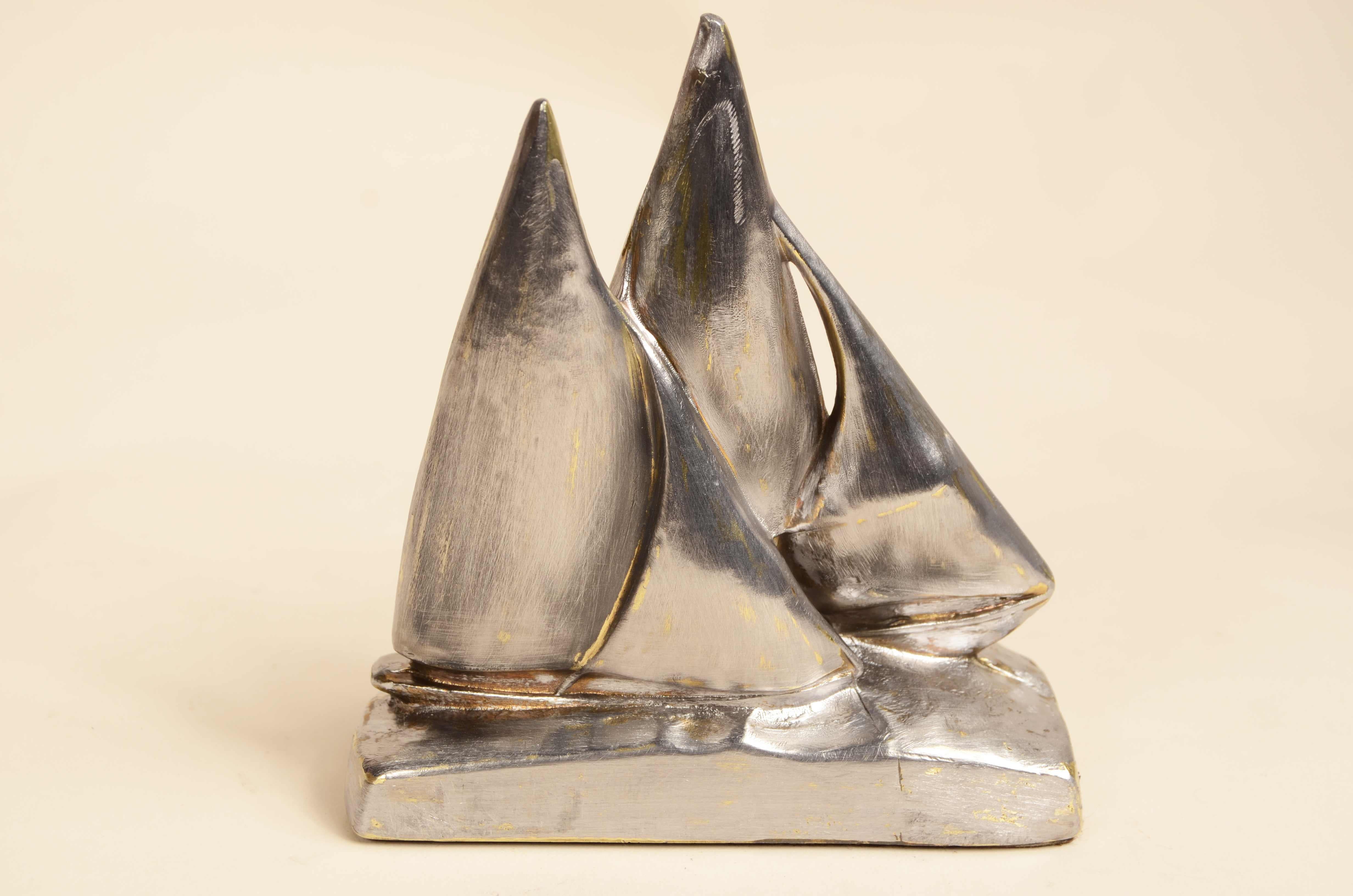 Metal Coppia fermalibri fusione in metallo bianco raffigurante due barche a vela 1930