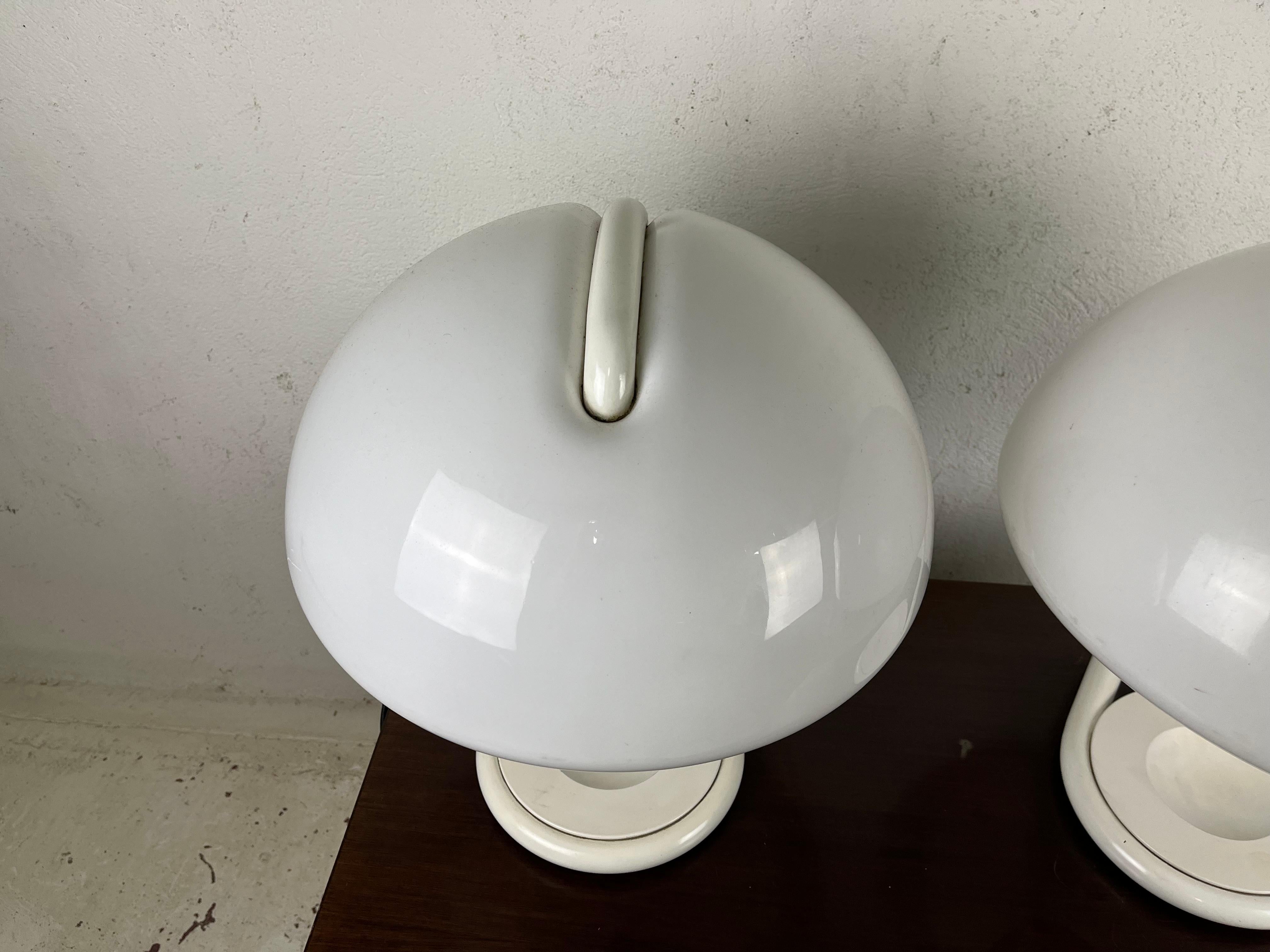 Metal Pair of space age Cobra lamps by Elio Martinelli for Martinelli Luce 1960s' For Sale