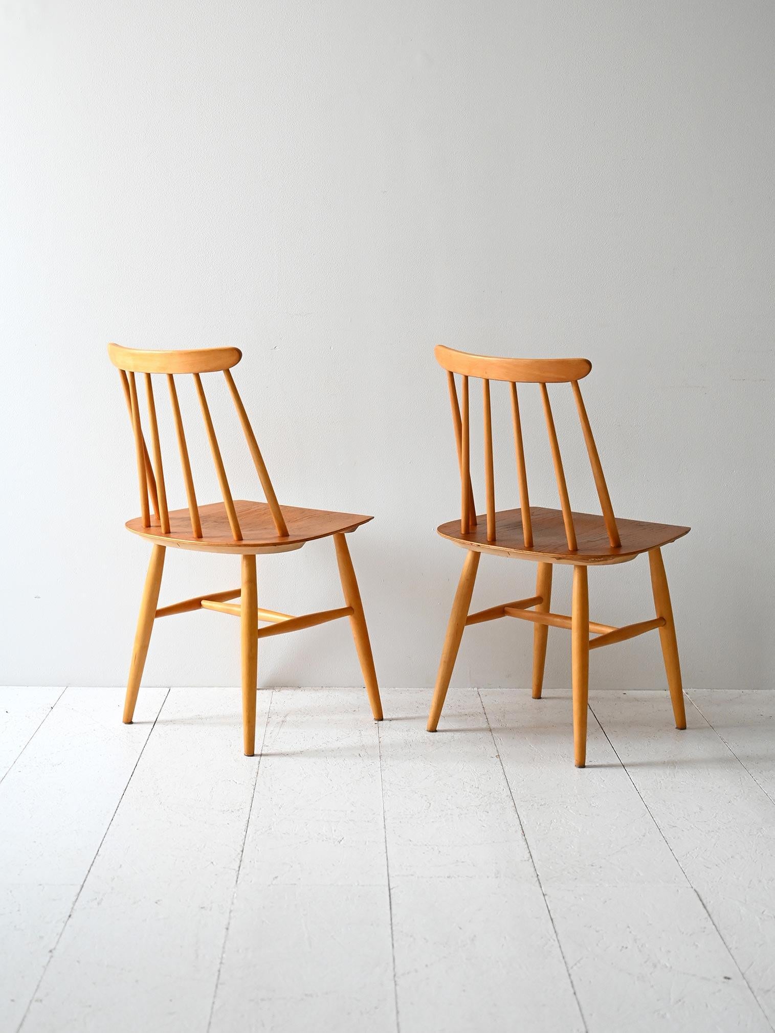 Scandinavo moderno Coppia originale di sedie Fanett anni ’50 in vendita