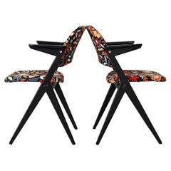 Coppia poltroncine "Triva" di Bengt Ruda con tappezzeria floreale