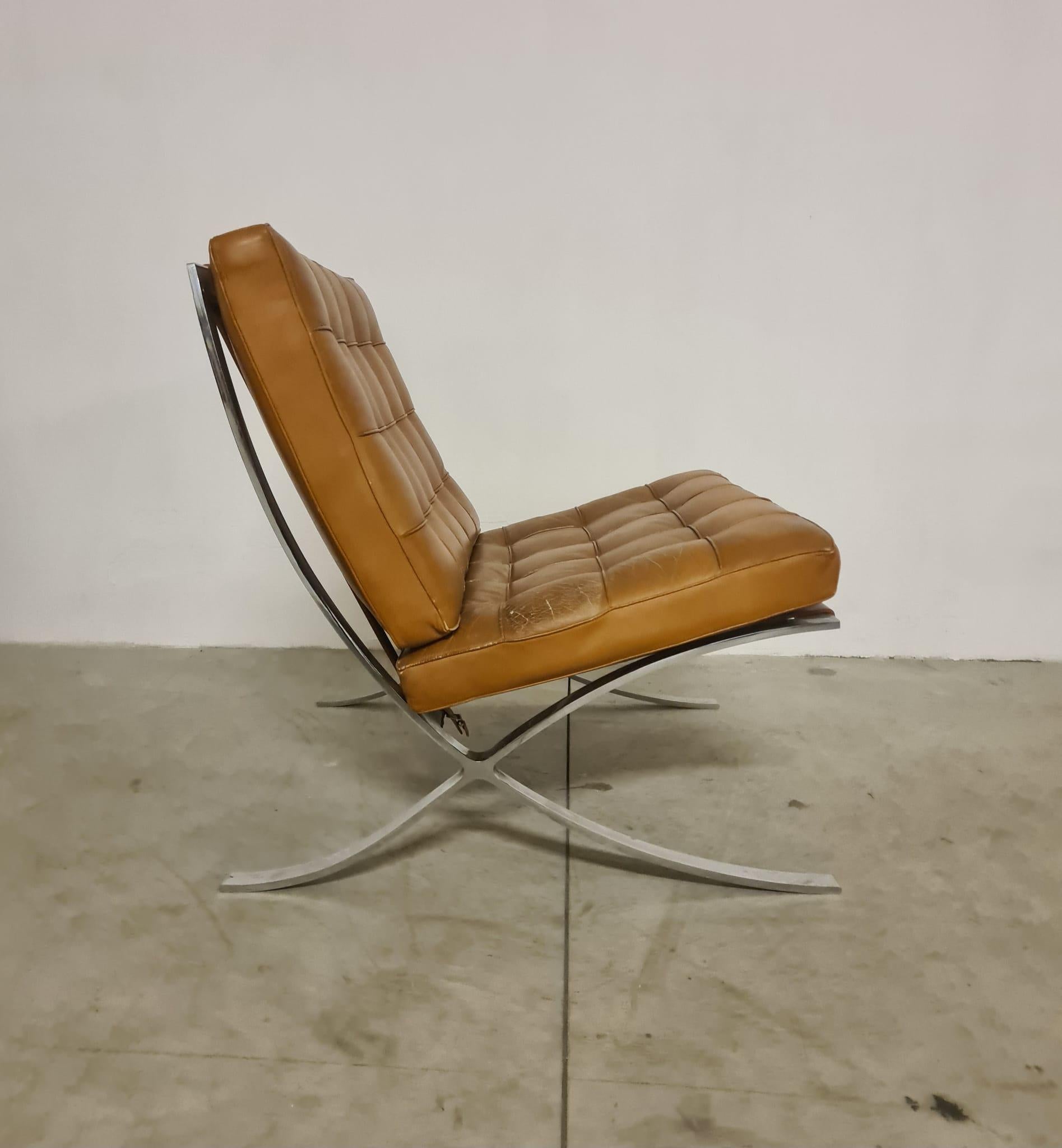Pair of Barcelona caramel-colored armchairs Original Knoll Mies Van der Rohe For Sale 5