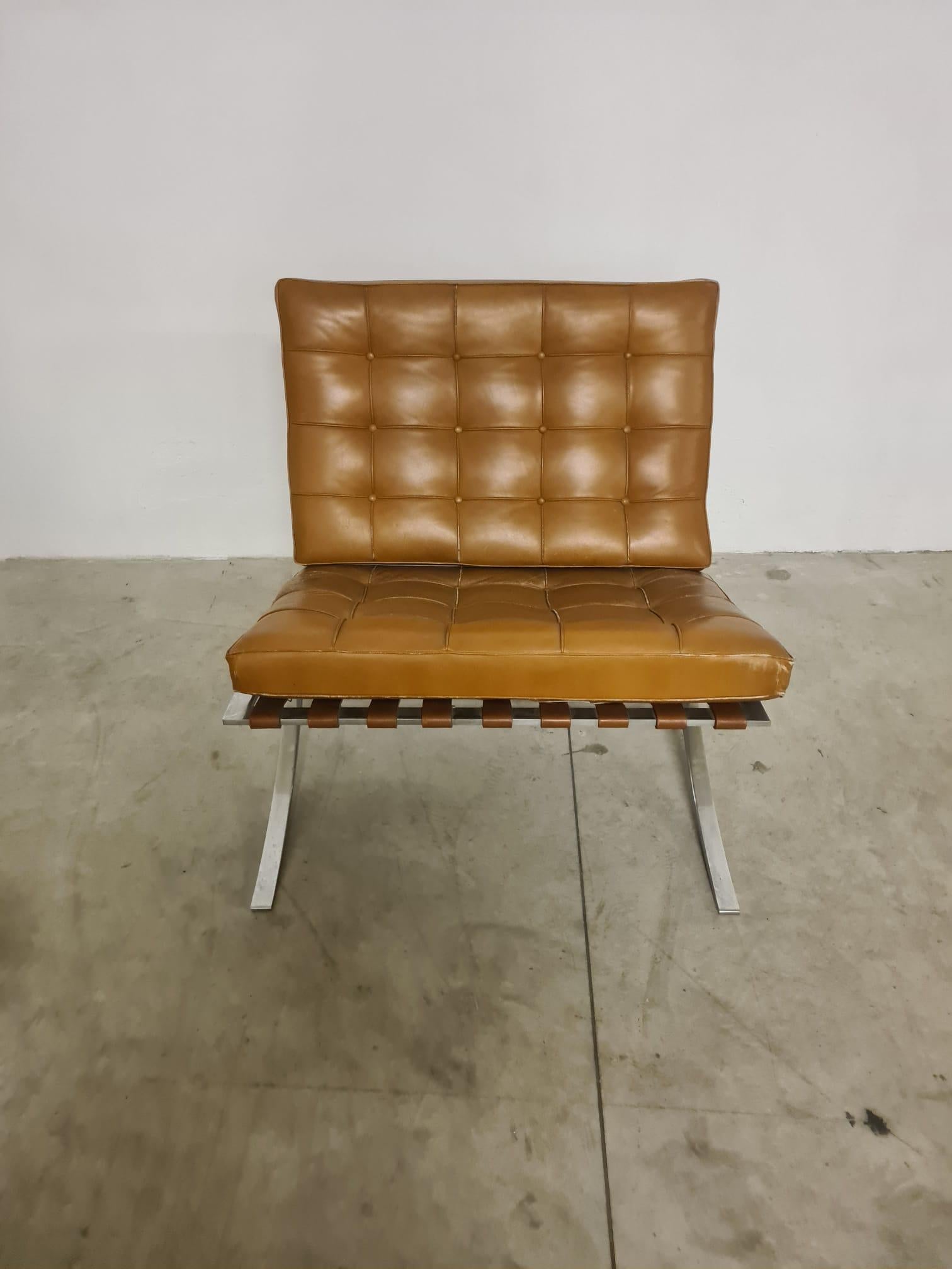 Pair of Barcelona caramel-colored armchairs Original Knoll Mies Van der Rohe For Sale 1