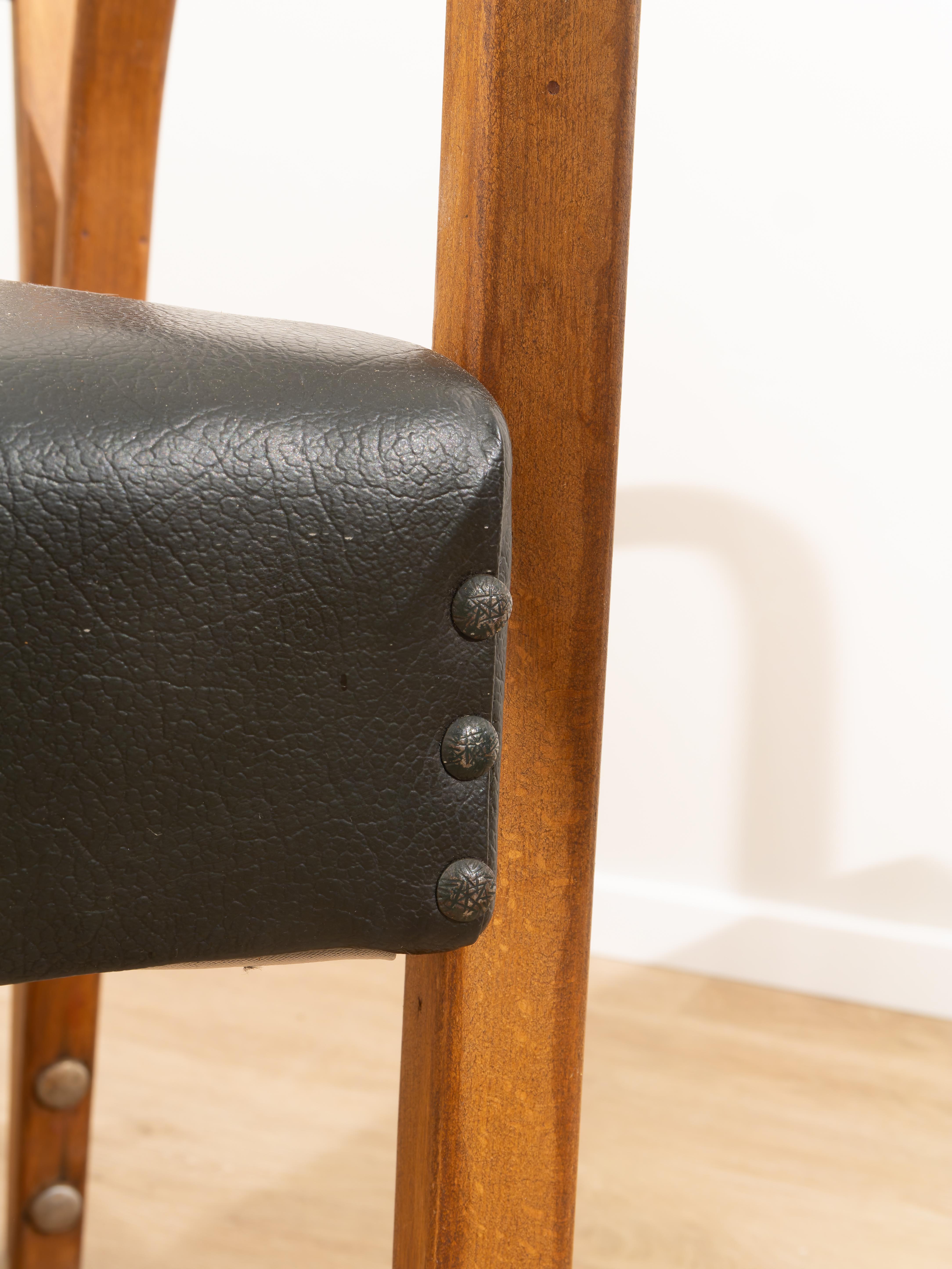 Paire de fauteuils de Luigi Ricci, années 1950 en vente 4
