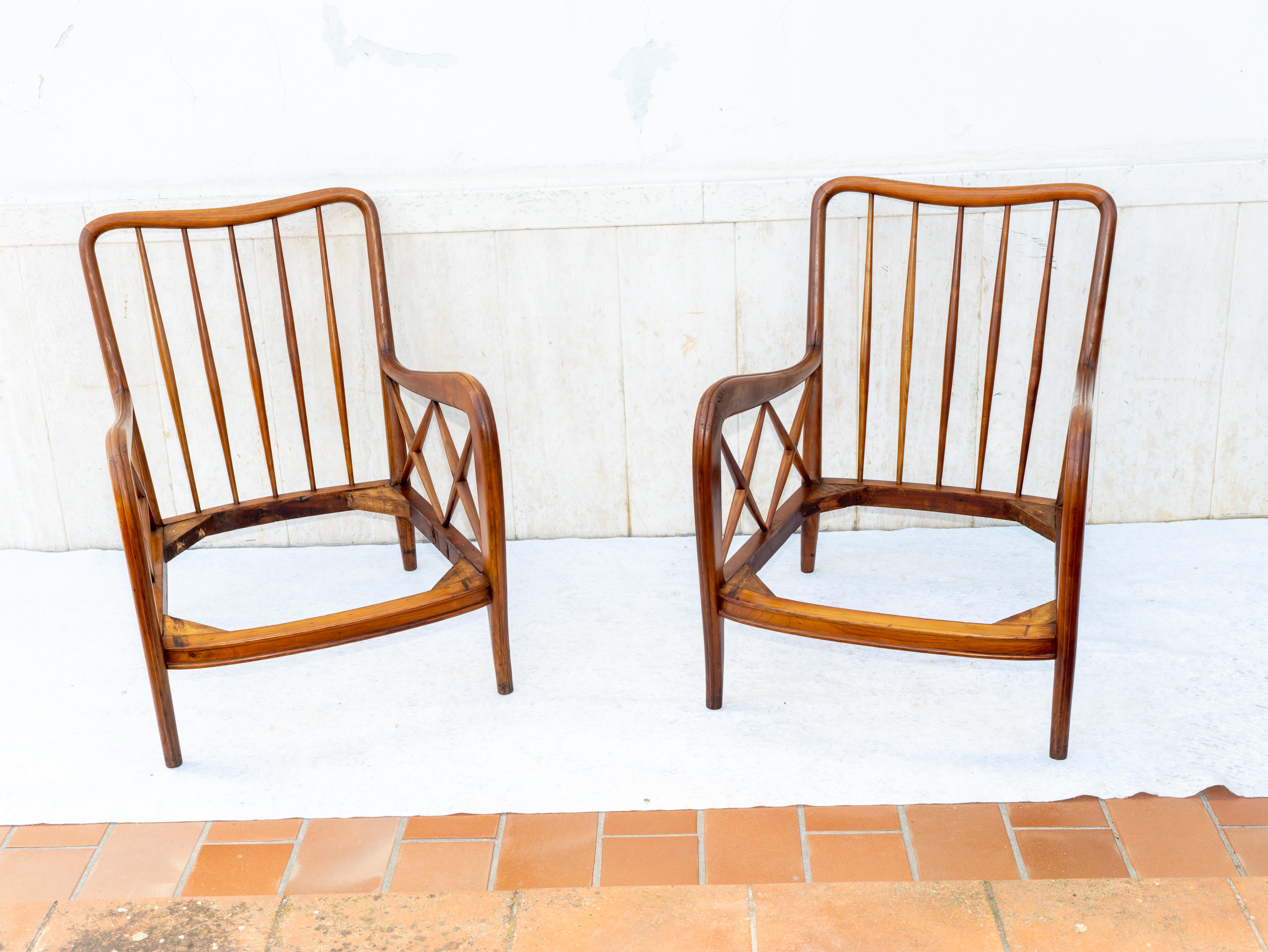 Pareja de sillones de terciopelo al estilo de Paolo Buffa, años 40 3