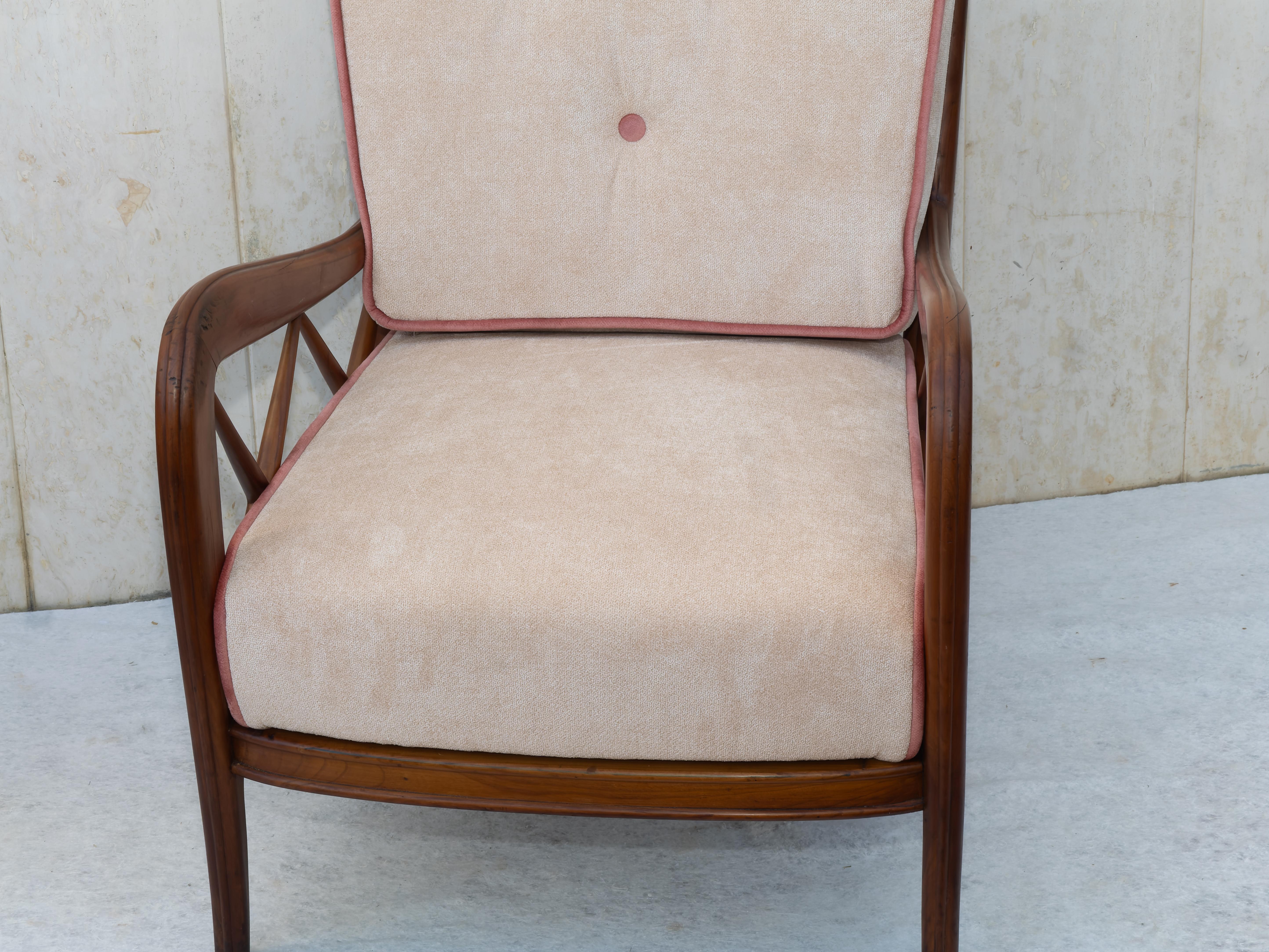 Pareja de sillones de terciopelo al estilo de Paolo Buffa, años 40 1