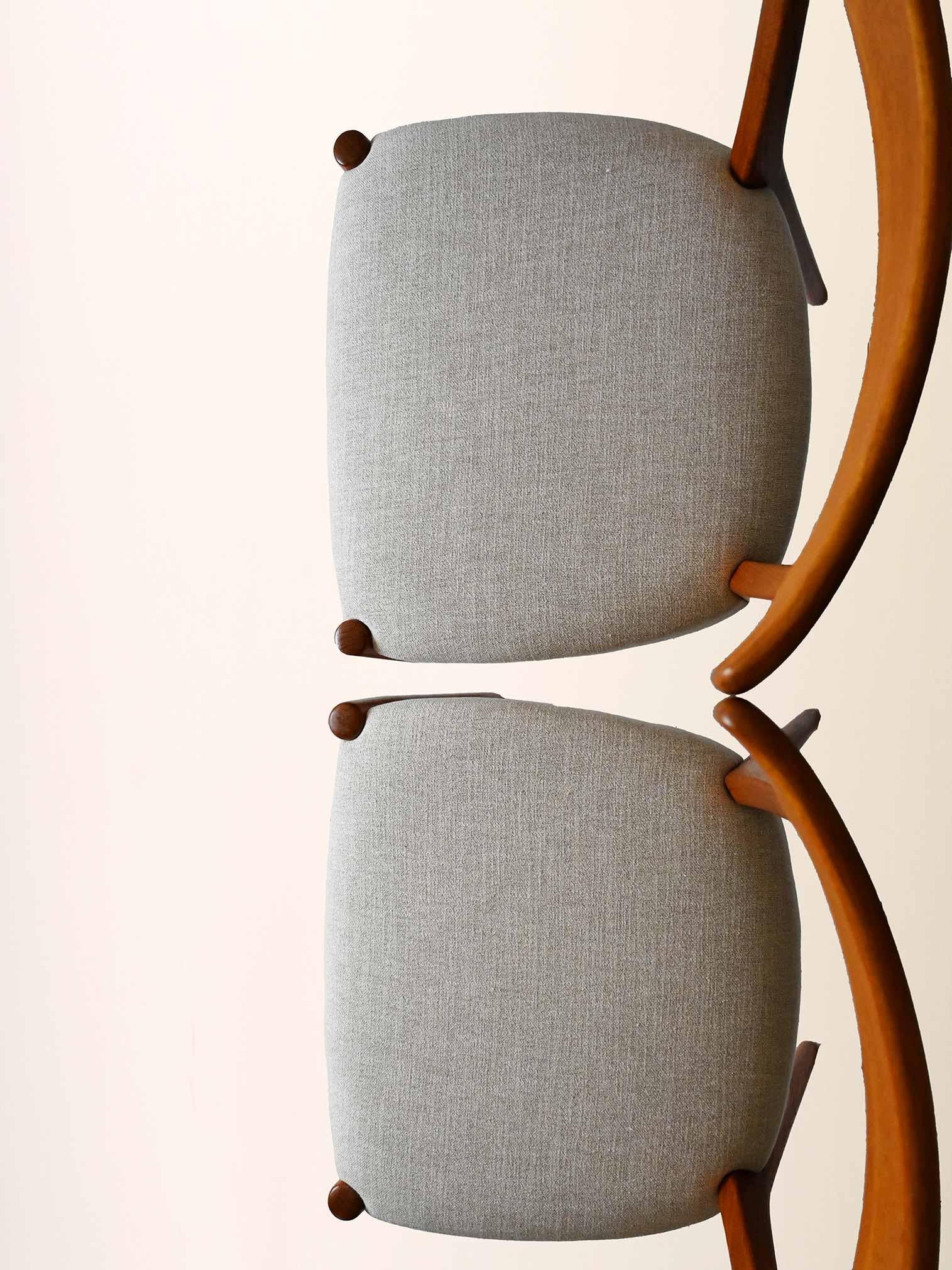 Coppia sedie scandinave anni 60 in teak curvato im Angebot 2