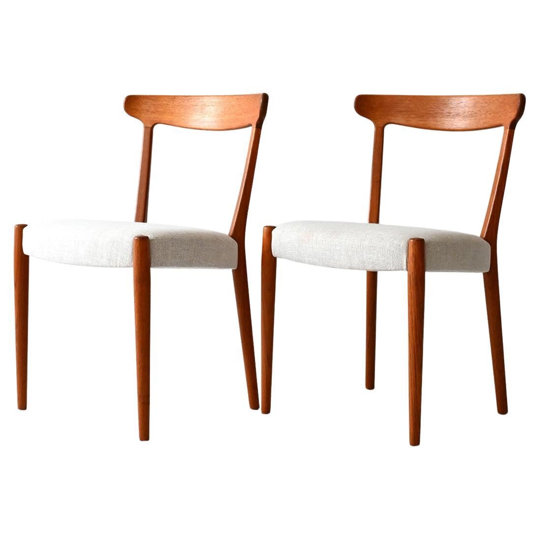 Coppia sedie scandinave anni 60 in teak curvato