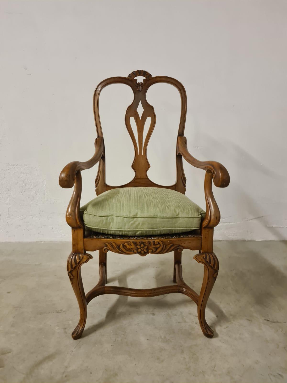 Paire de chaises hautes baroques du XVIIIe siècle en vente 8