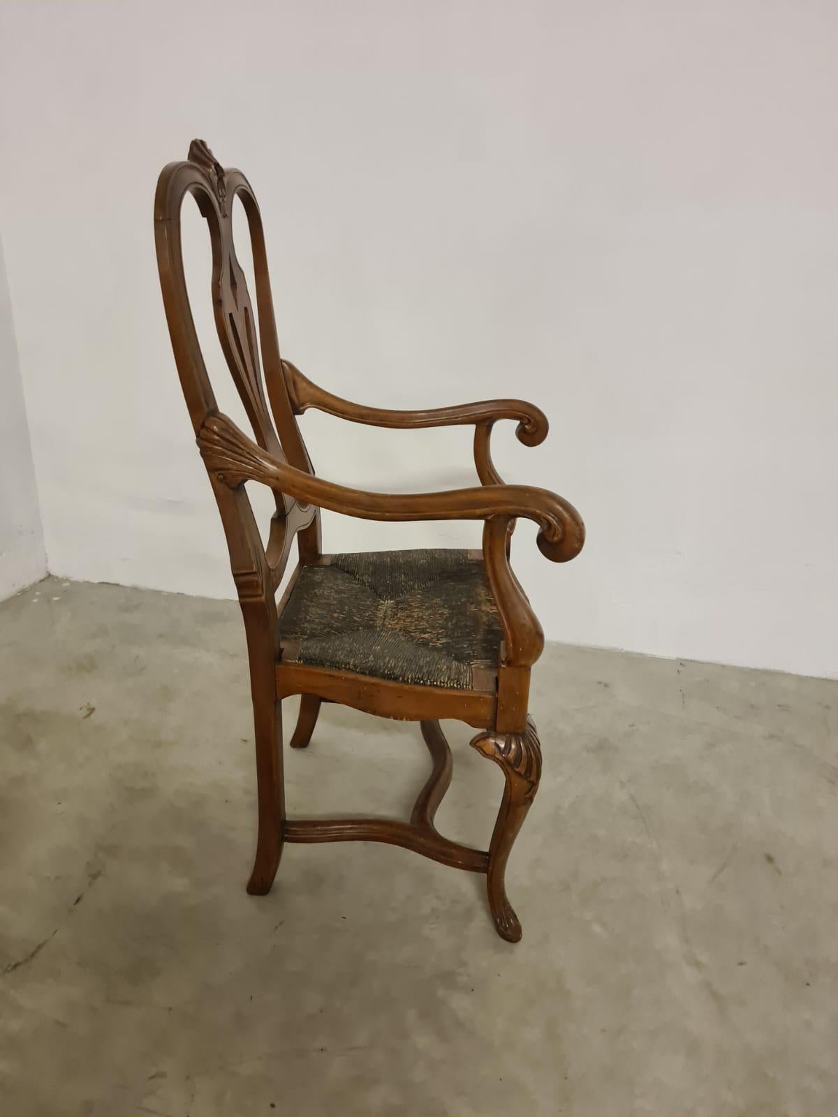 Paire de chaises hautes baroques du XVIIIe siècle en vente 1