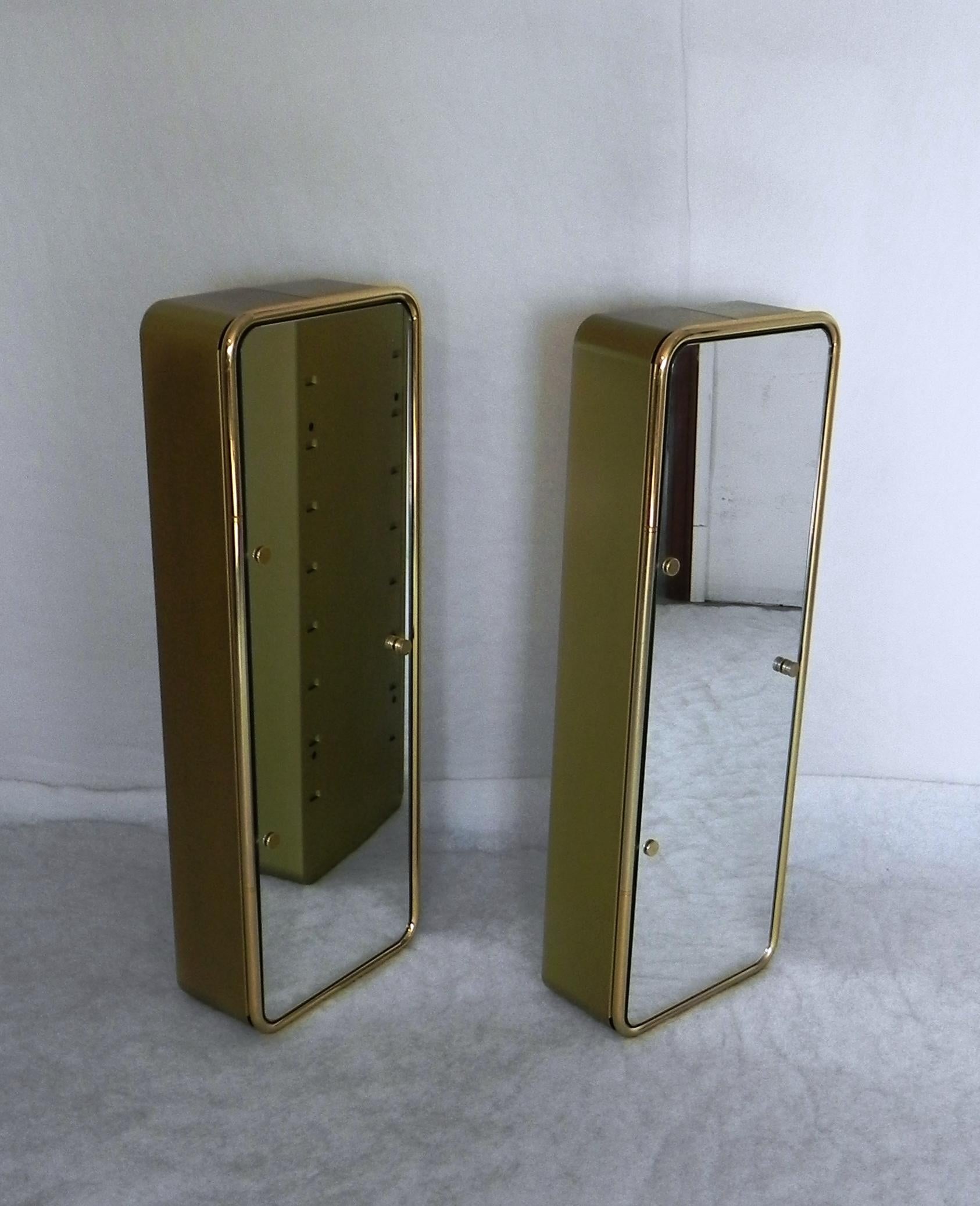paar Spiegel - Badezimmerschränke, Gold im Zustand „Gut“ im Angebot in Felino, IT