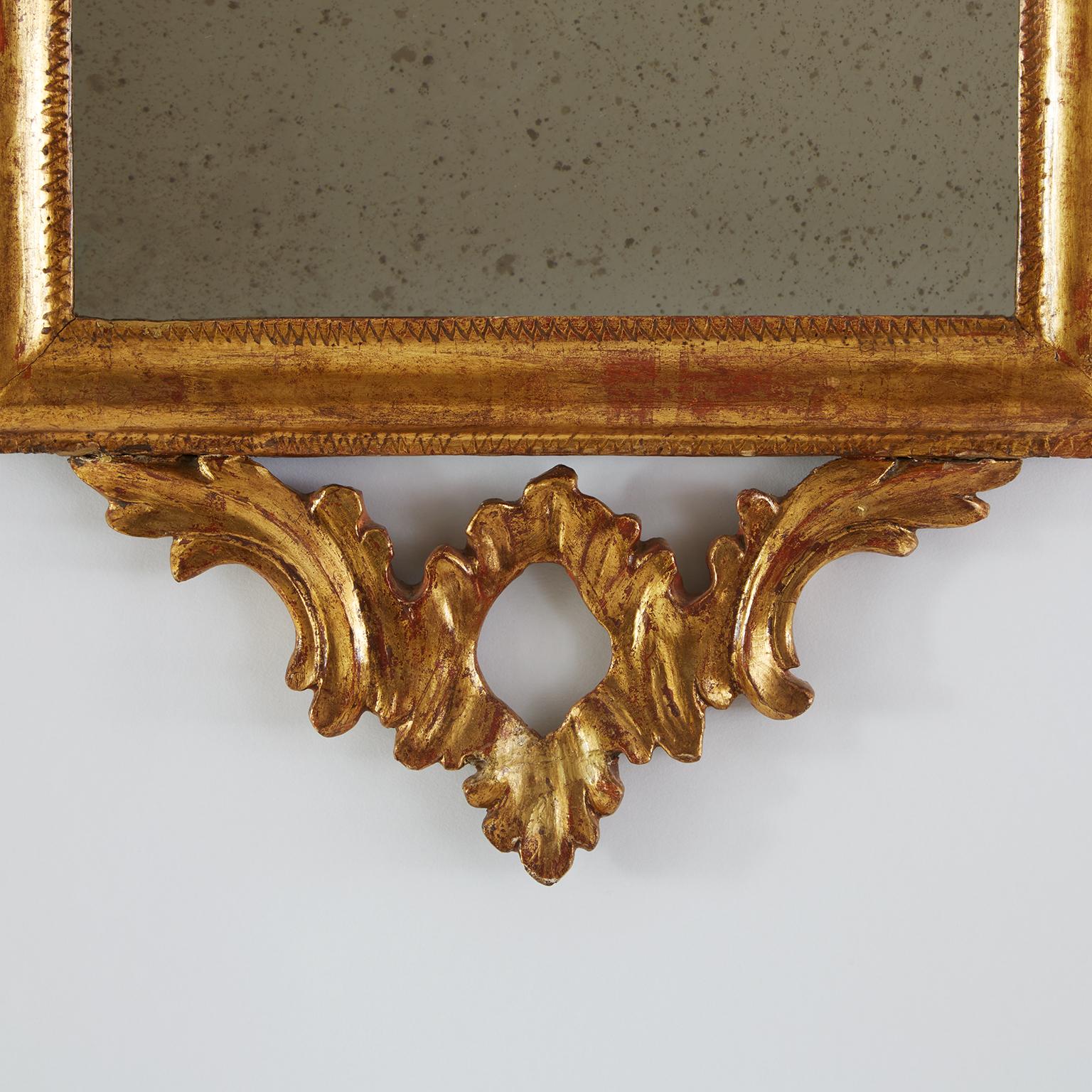 Gilt Coppia Specchi Italiani Dorati in Stile Luigi XVI Intagliati con Uccelli 1800s For Sale