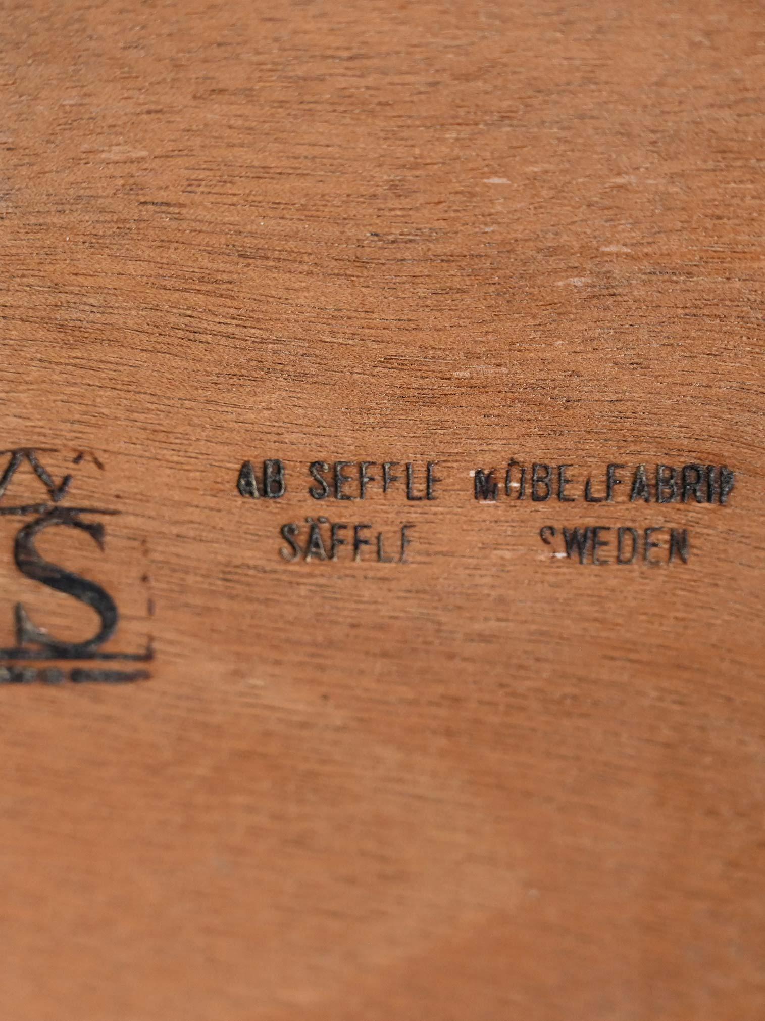 Paire de tables basses ovales par Y. Sandström en vente 1