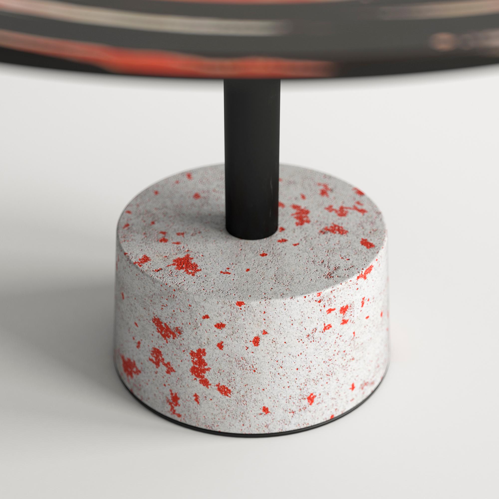 Italian Coppia Tavolini  Base Ferro e Cemento Piano Decorato a Mano da Cupioli Italia in vendita