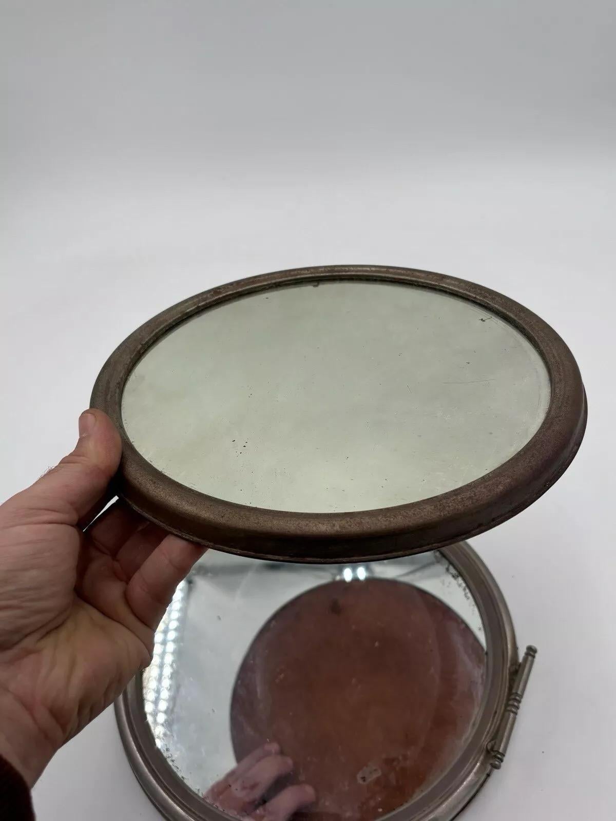 Pair of Art Deco Mirrored Trays 1940's Design For Sale 2