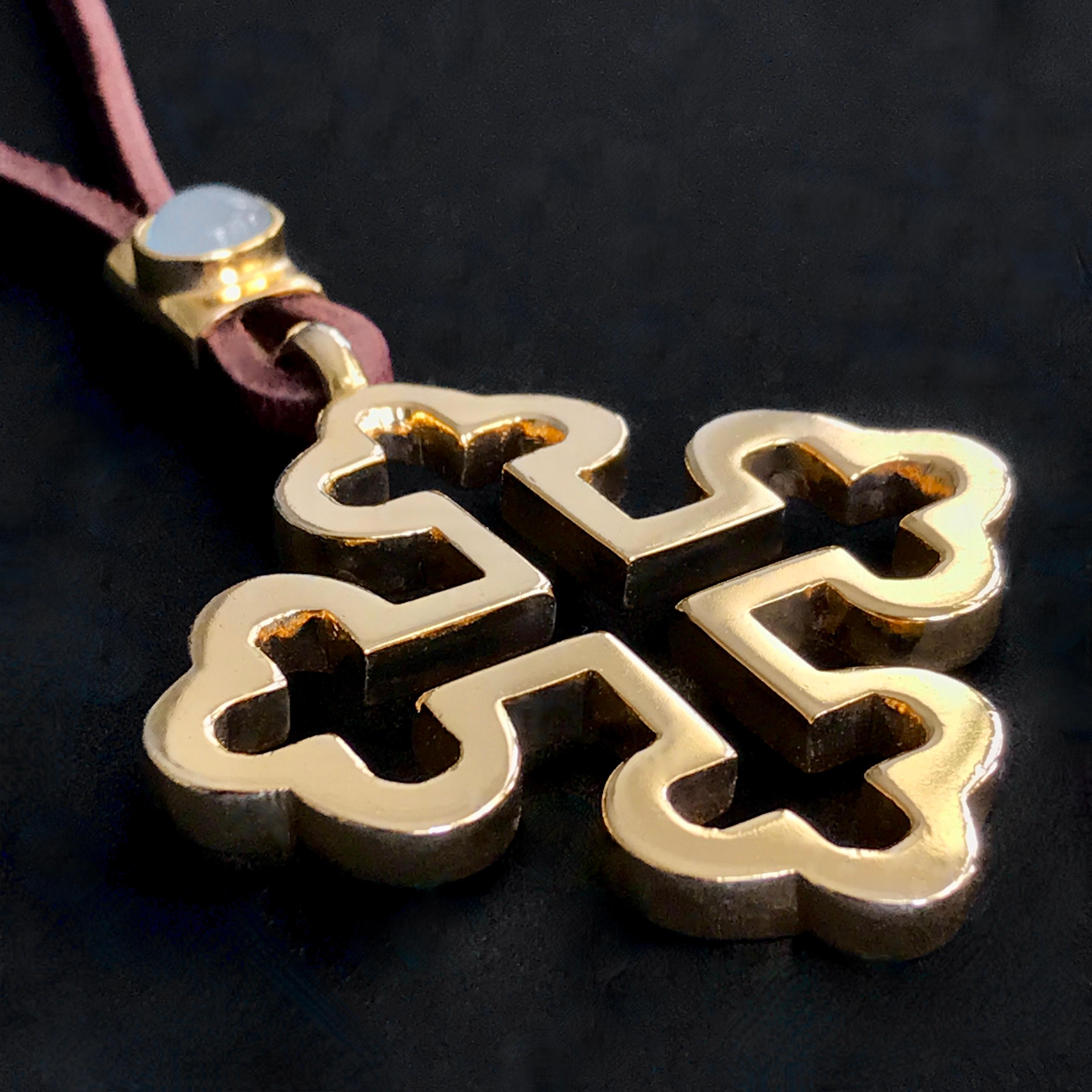 Cabochon Coptic Cross pendant with Aquamarine set 'keeper'