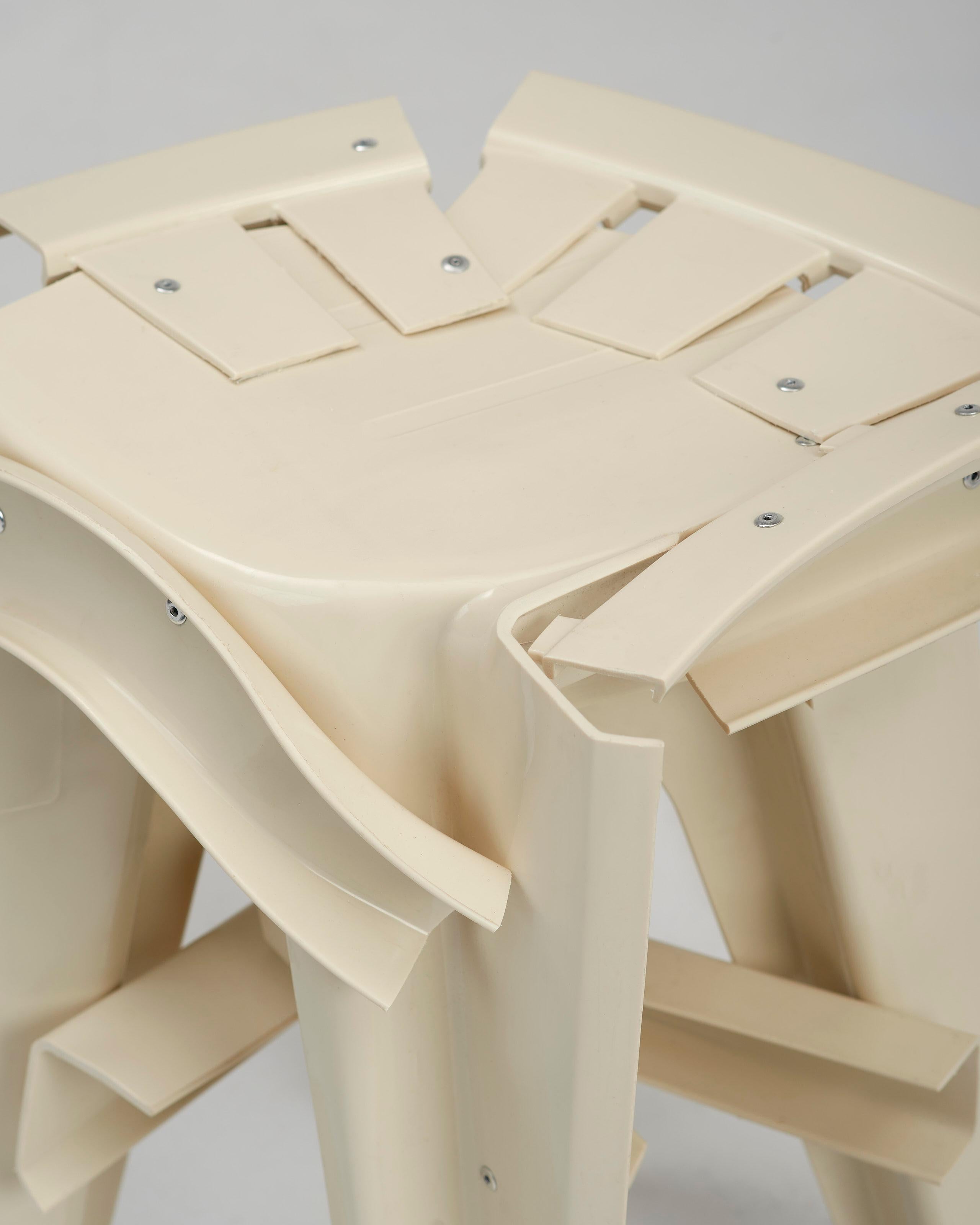 Tabouret en plastique Copytopia de Pierre Castignola en Off-White Neuf - En vente à AMSTERDAM, NL