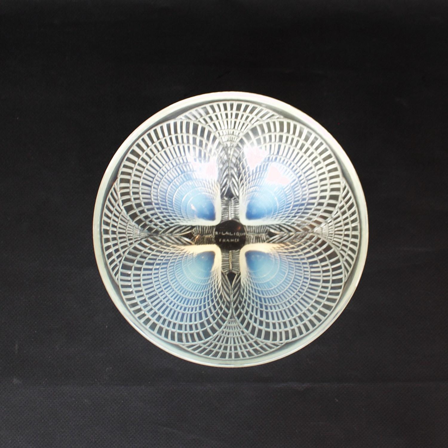 lalique shell bowl