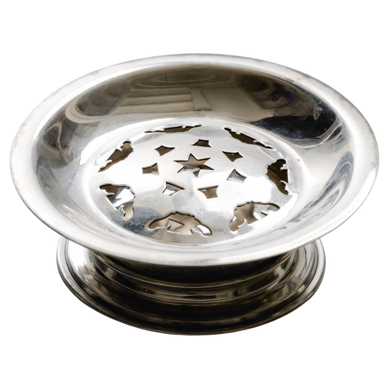 Coquillor Butterform aus versilbertem Metall, 1950er Jahre im Angebot