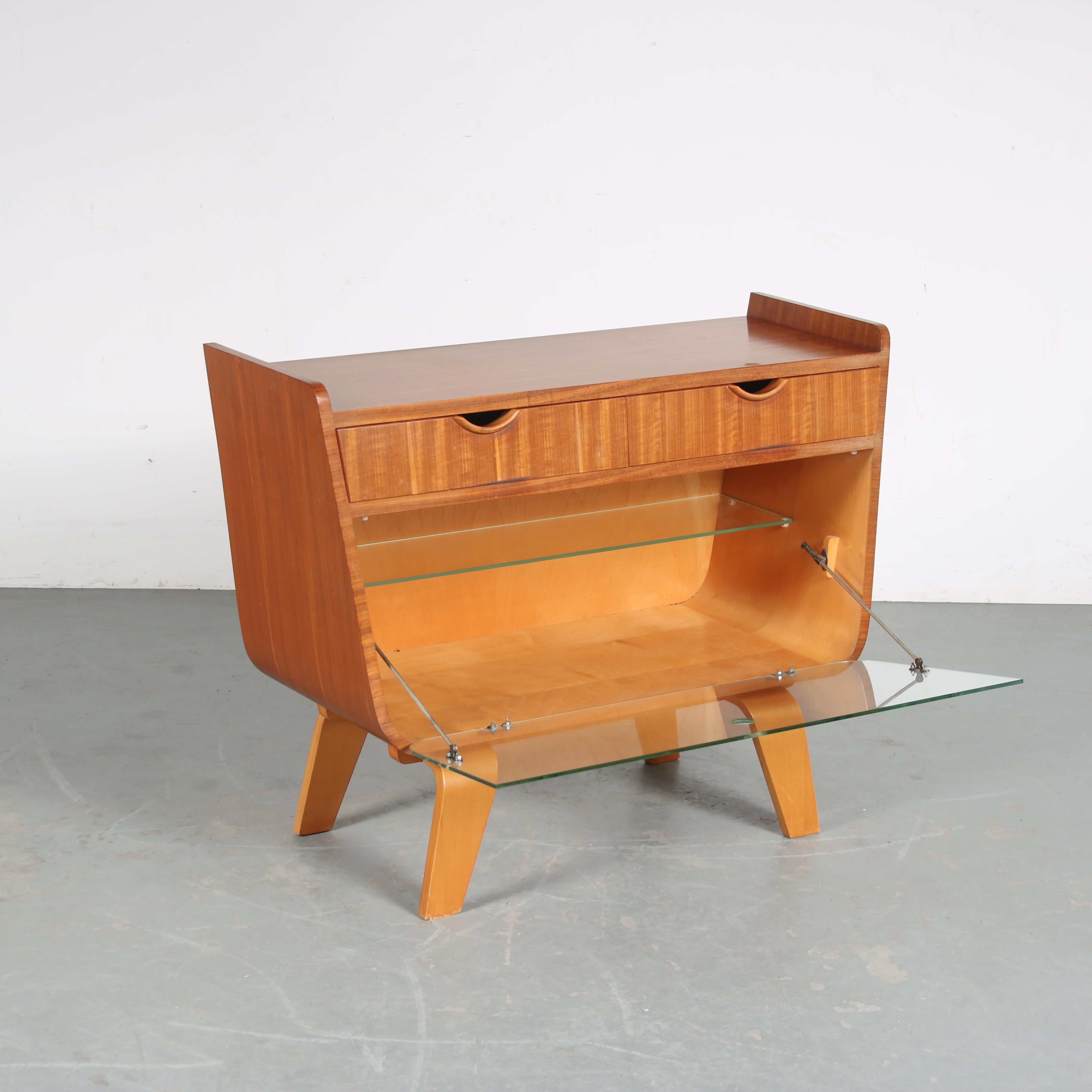 Cor Alons Bar Cabinet for De Boer Gouda, Netherlands, 1950 In Good Condition For Sale In Amsterdam, NL