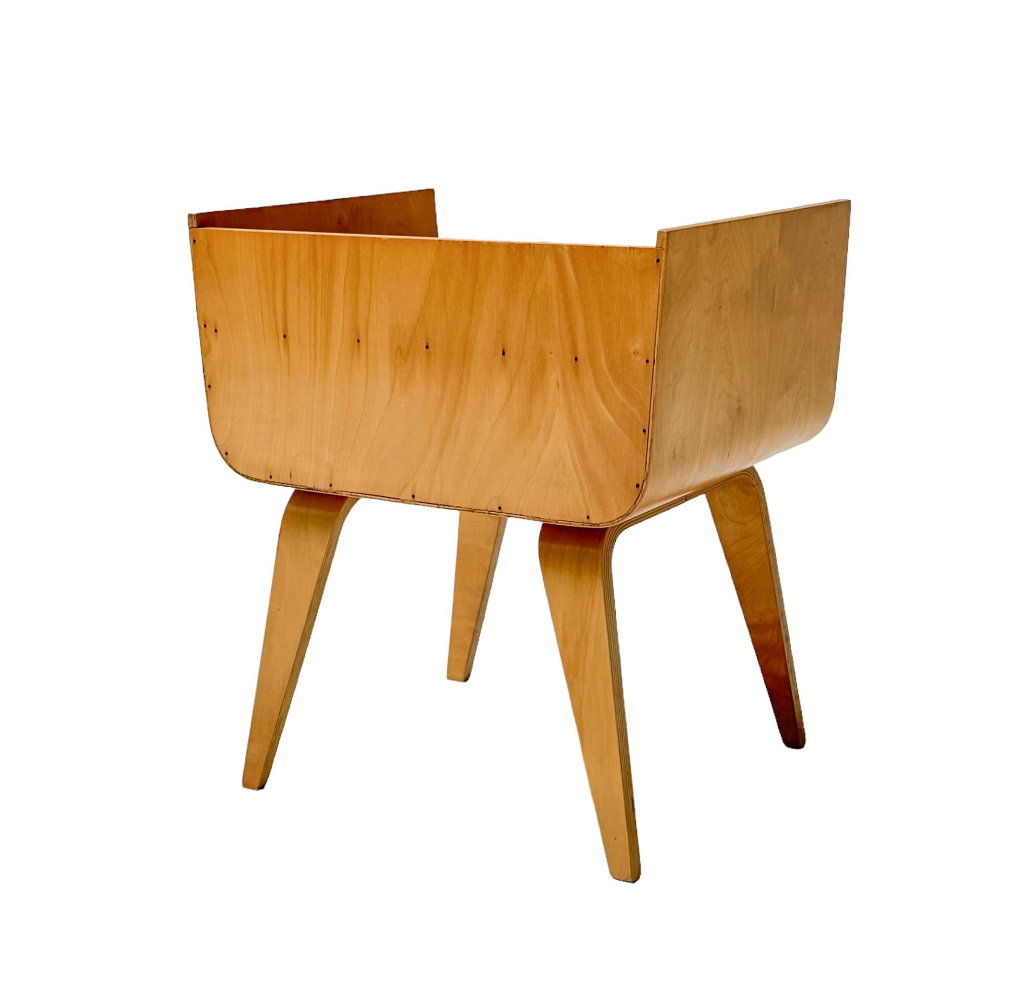 Cor Alons Birch Mid-Century Modern Nightstand for Gouda Den Boer, 1950s For Sale 2