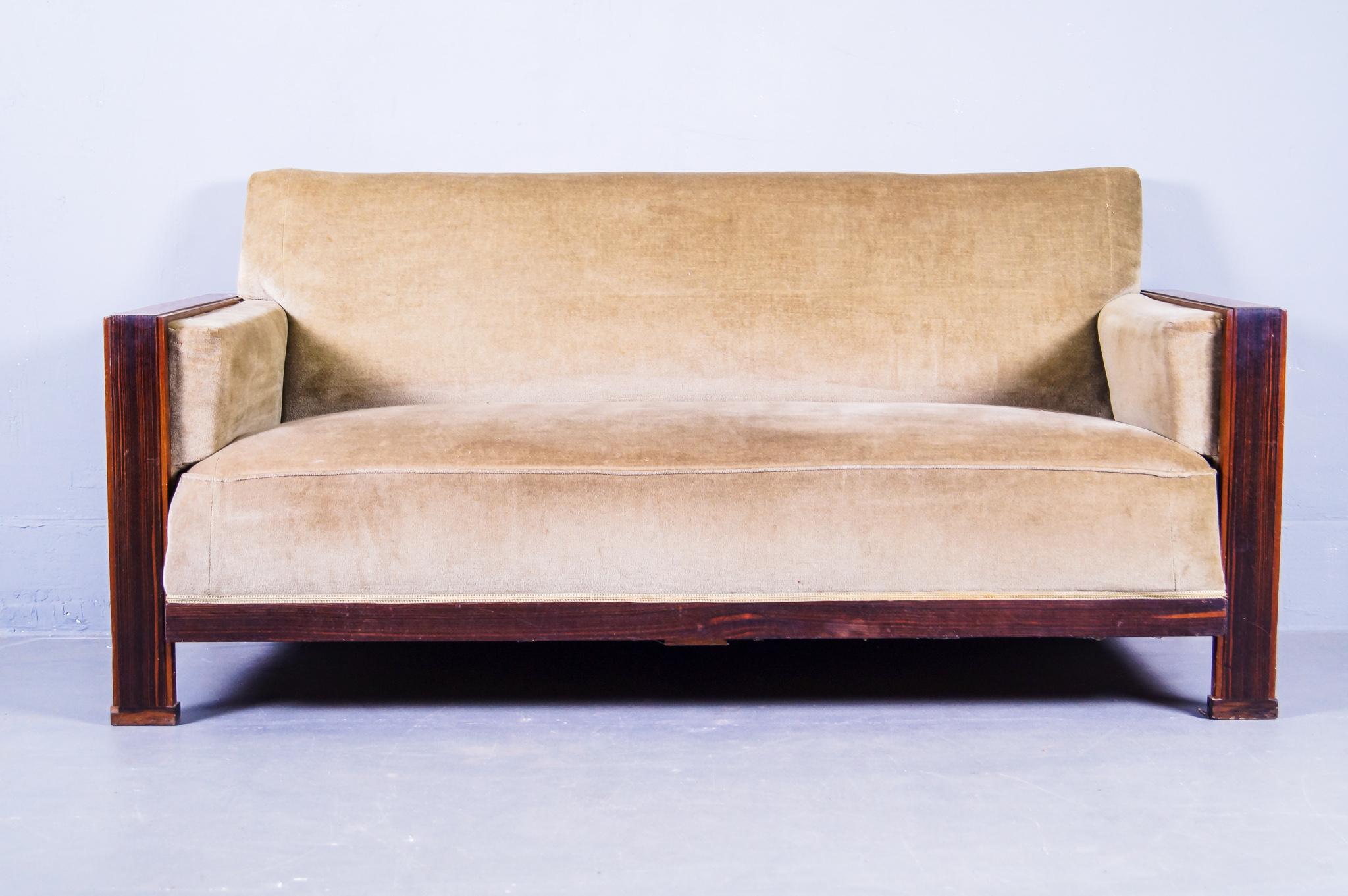 hague mid-century sofa