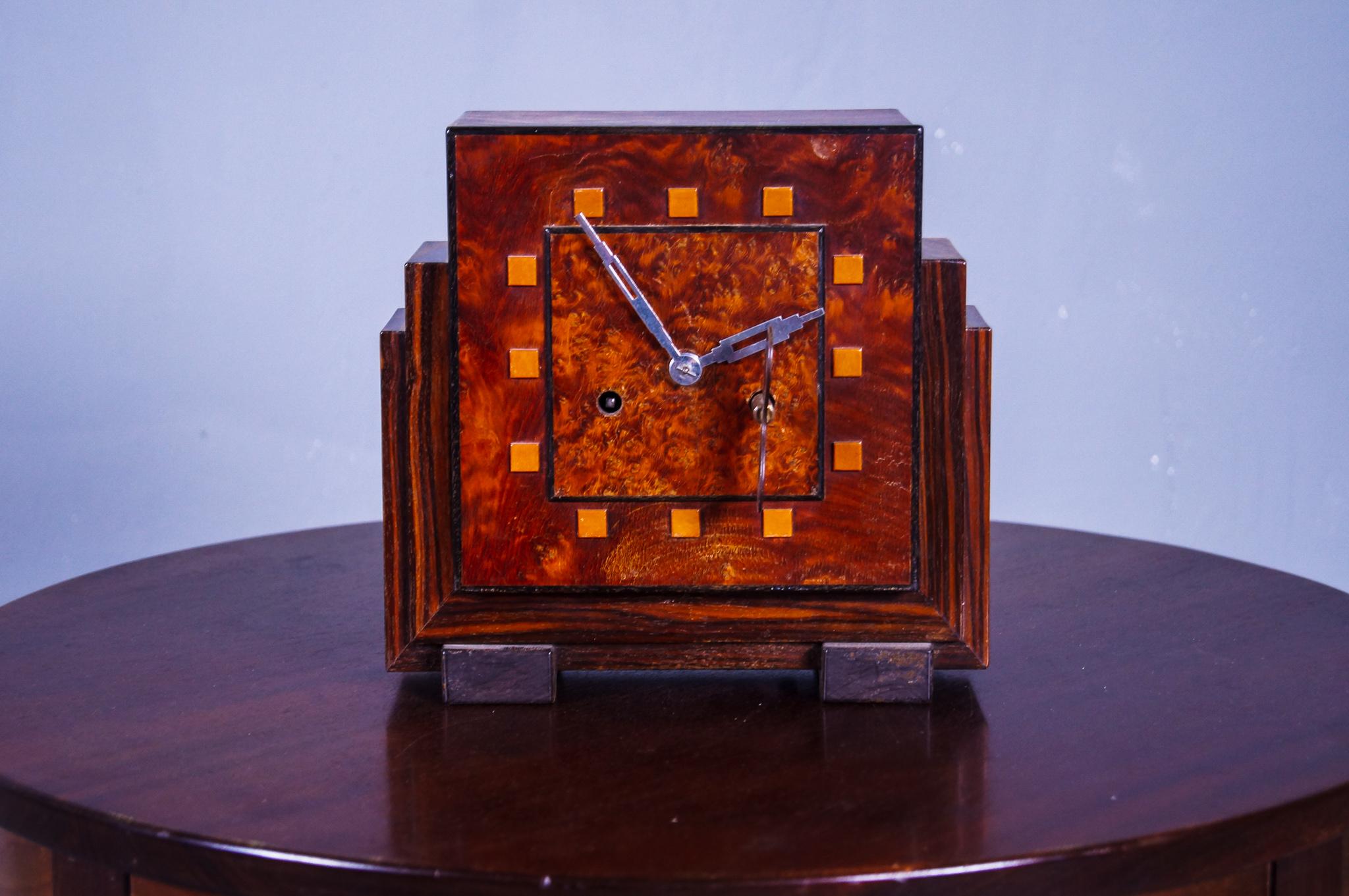 Cor Alons, The Hague School, Coromandel & Mahogany Mantle Clock, Art Deco In Good Condition In Soesterberg, UT