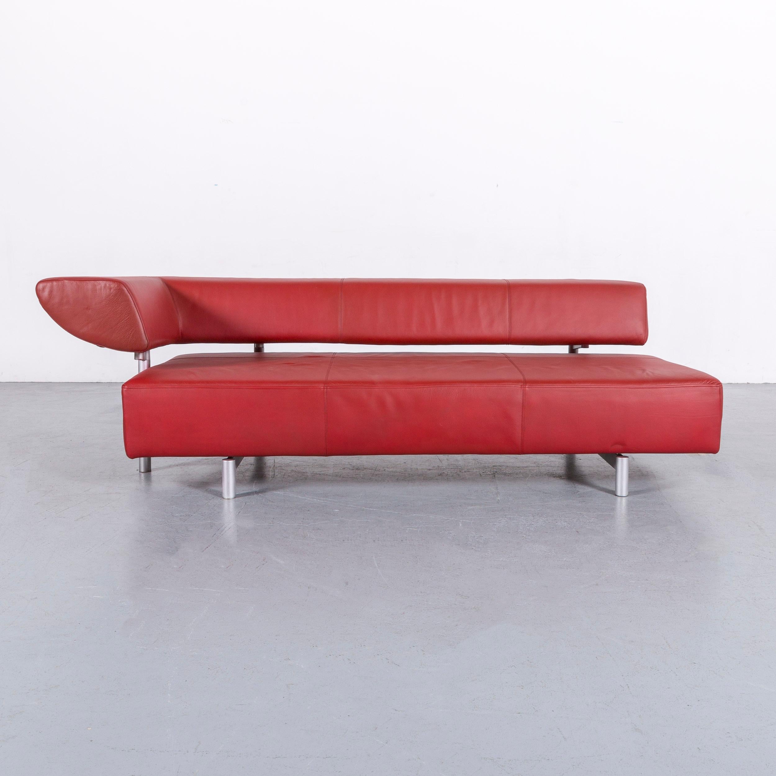 We bring to you an COR Arthe designer leather sofa red three-seat couch.