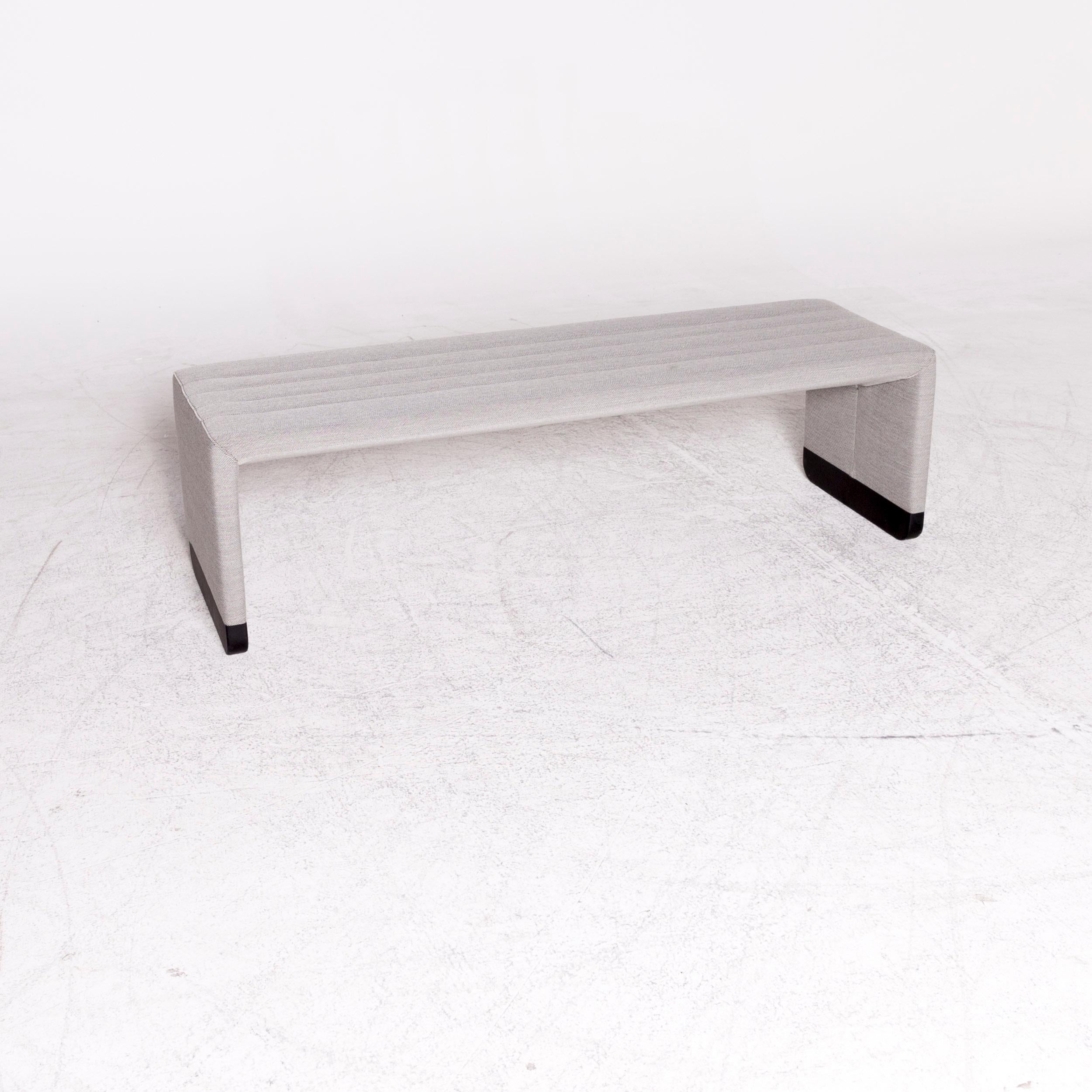 We bring to you a COR Bridge designer fabric stool bench gray stool bench stool.
 
Product measures in centimeters:

Depth: 51
Width: 160
Height: 48.





 