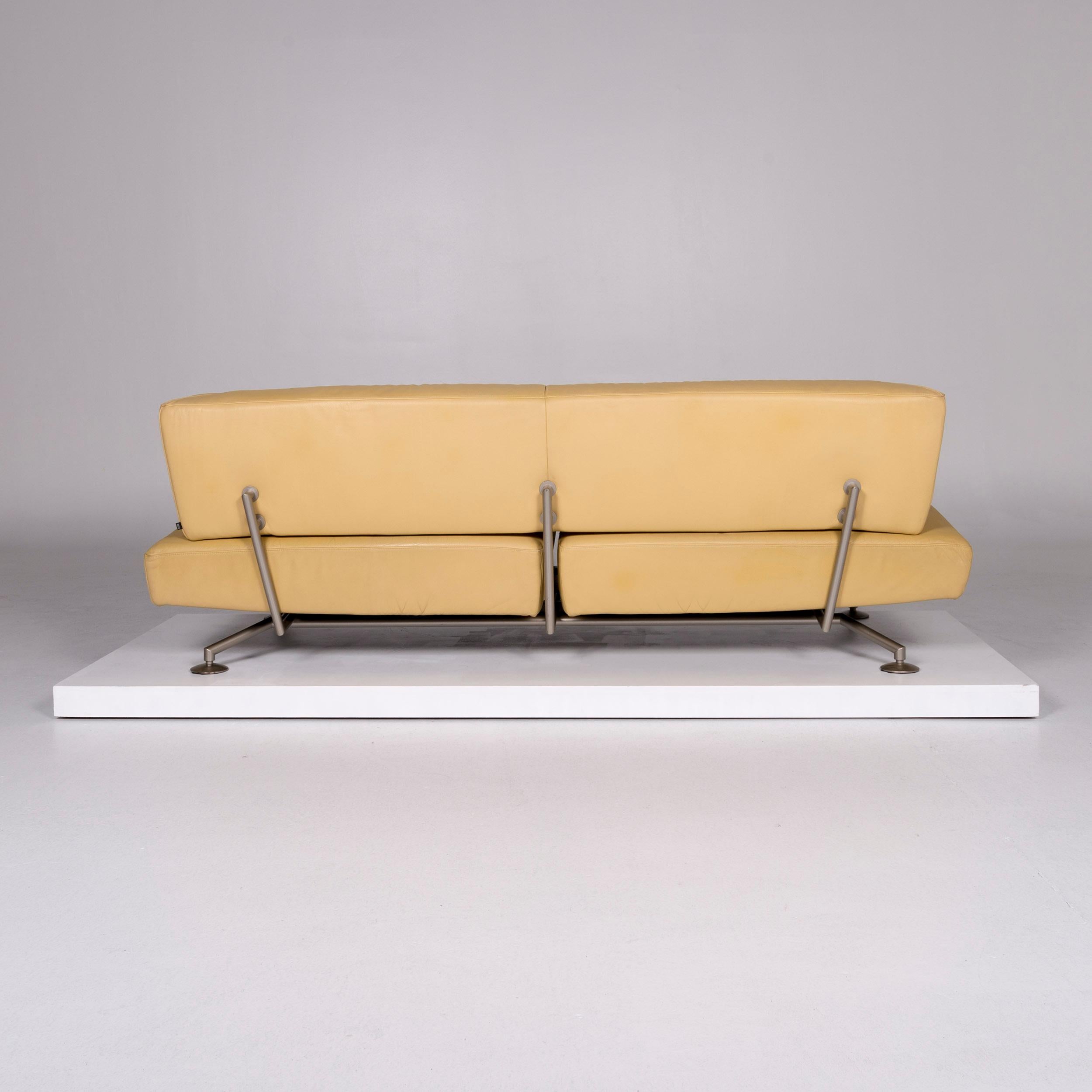 Contemporary COR Circum Leder Sofa Gelb Zweisitzer Couch For Sale