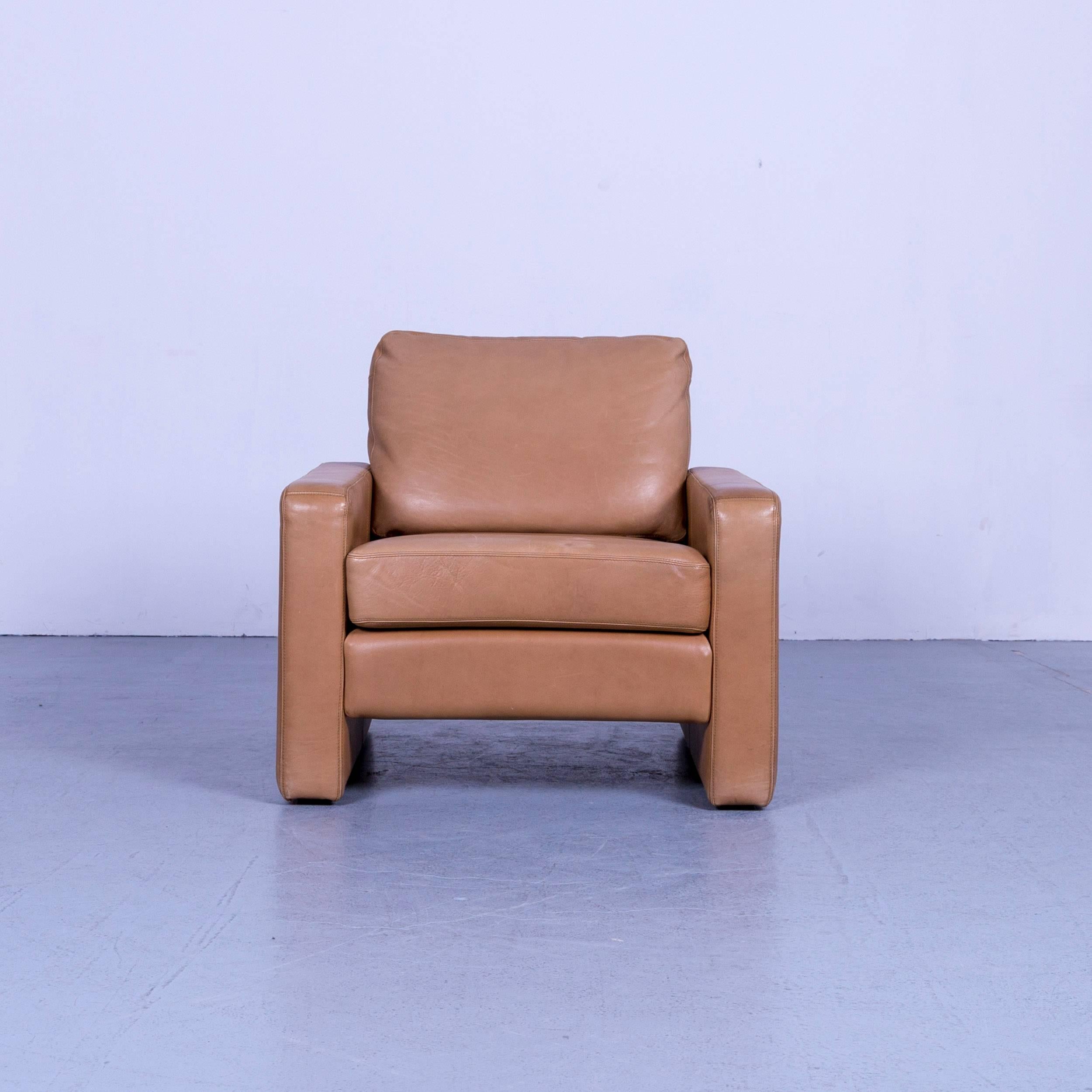 We bring to you an COR Conseta Anilin leather armchair brown one-seat.




















 