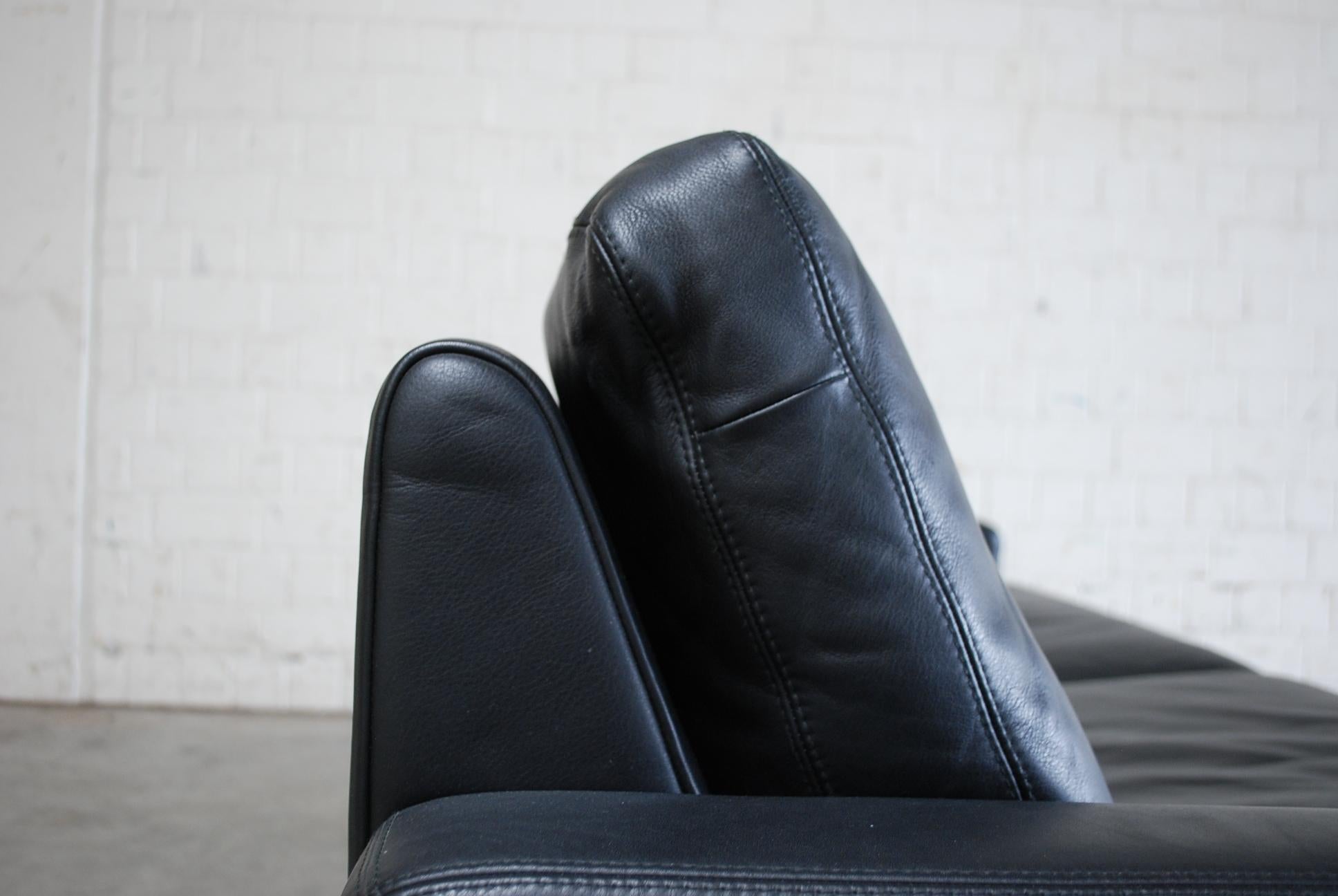 COR Conseta Back Leather Sofa 3
