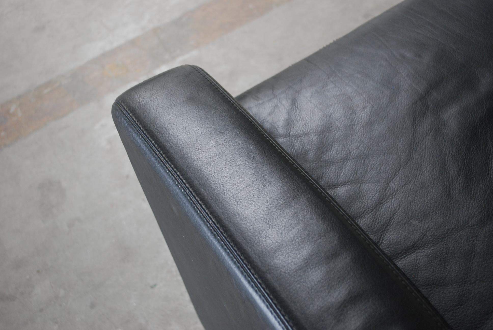 Mid-20th Century COR Conseta Back Pair of Leather Armchair For Sale