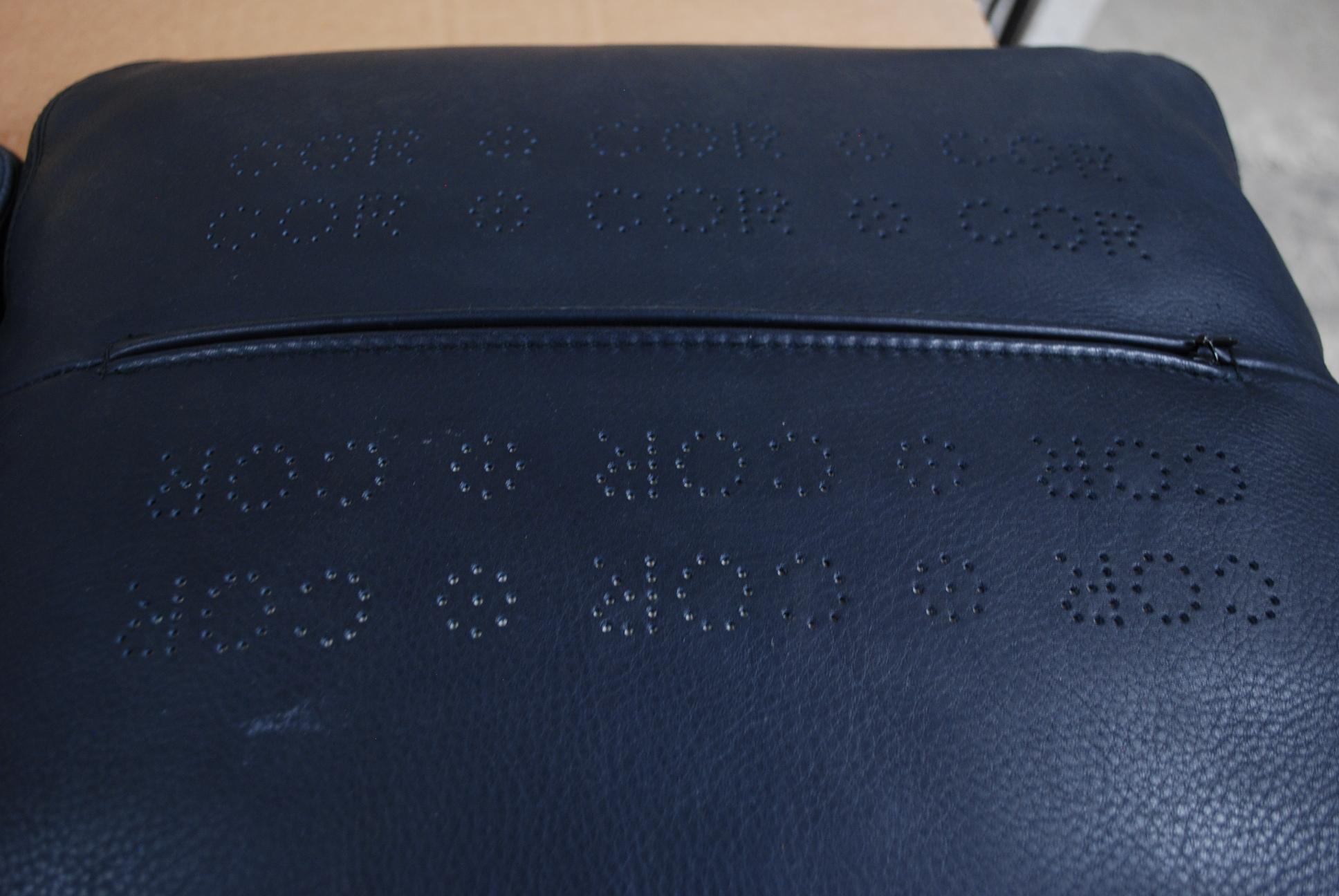 COR Conseta Blue Leather Sofa For Sale 6