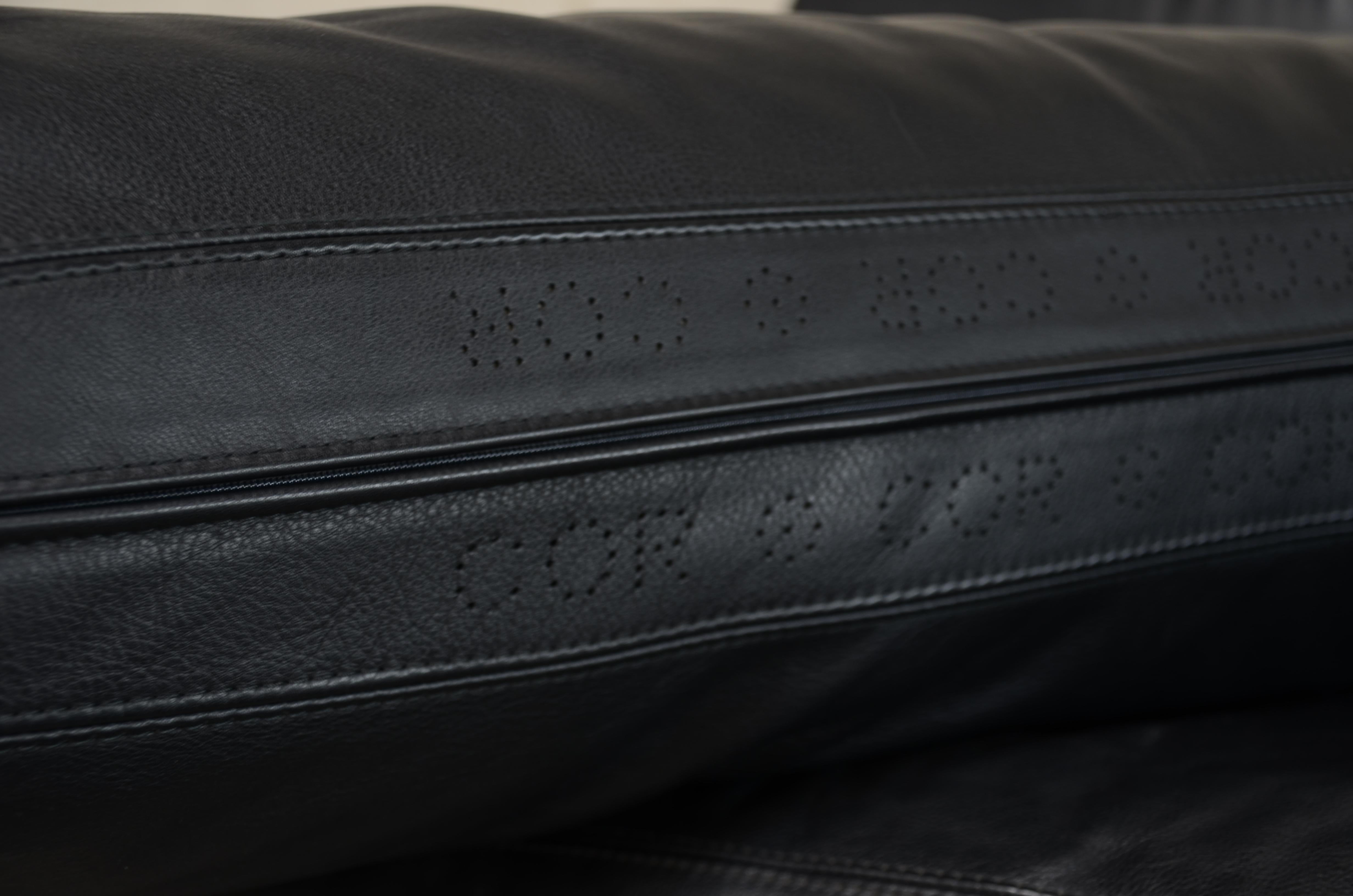 COR Conseta Leather Sofa Black 5