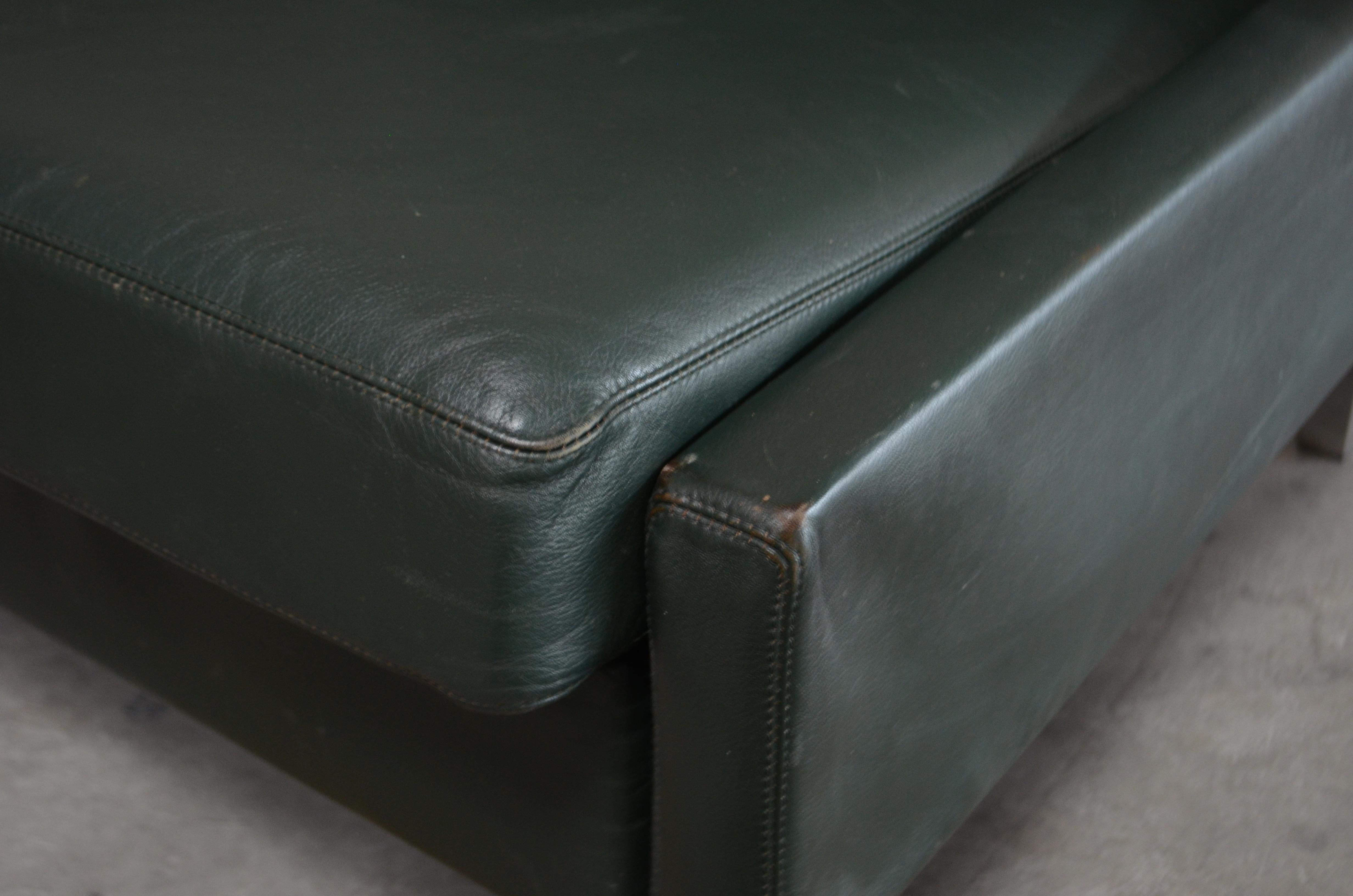 COR Model Conseta Leather Sofa Green, 1960s In Fair Condition In Munich, Bavaria